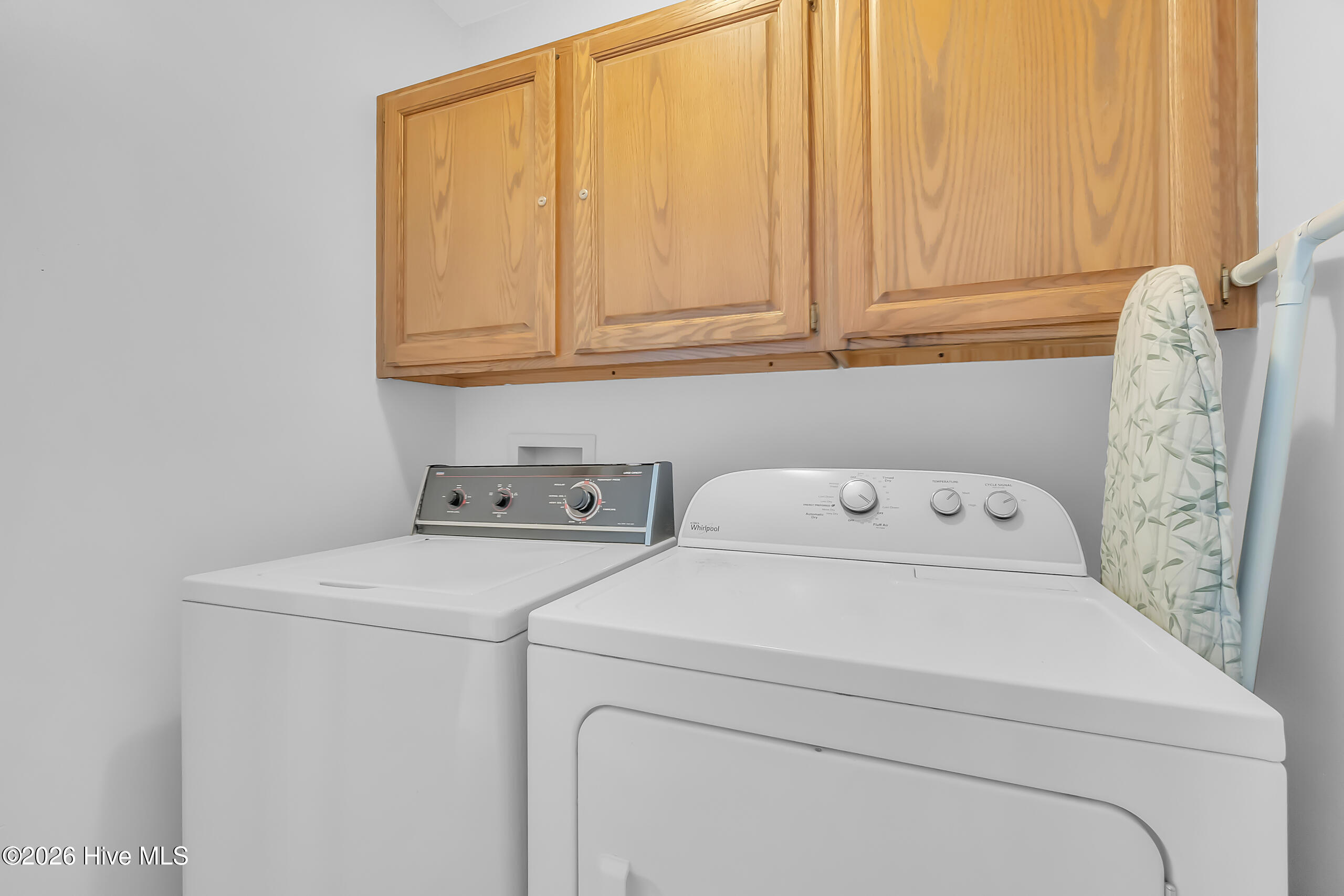 100568884 | Photo 50