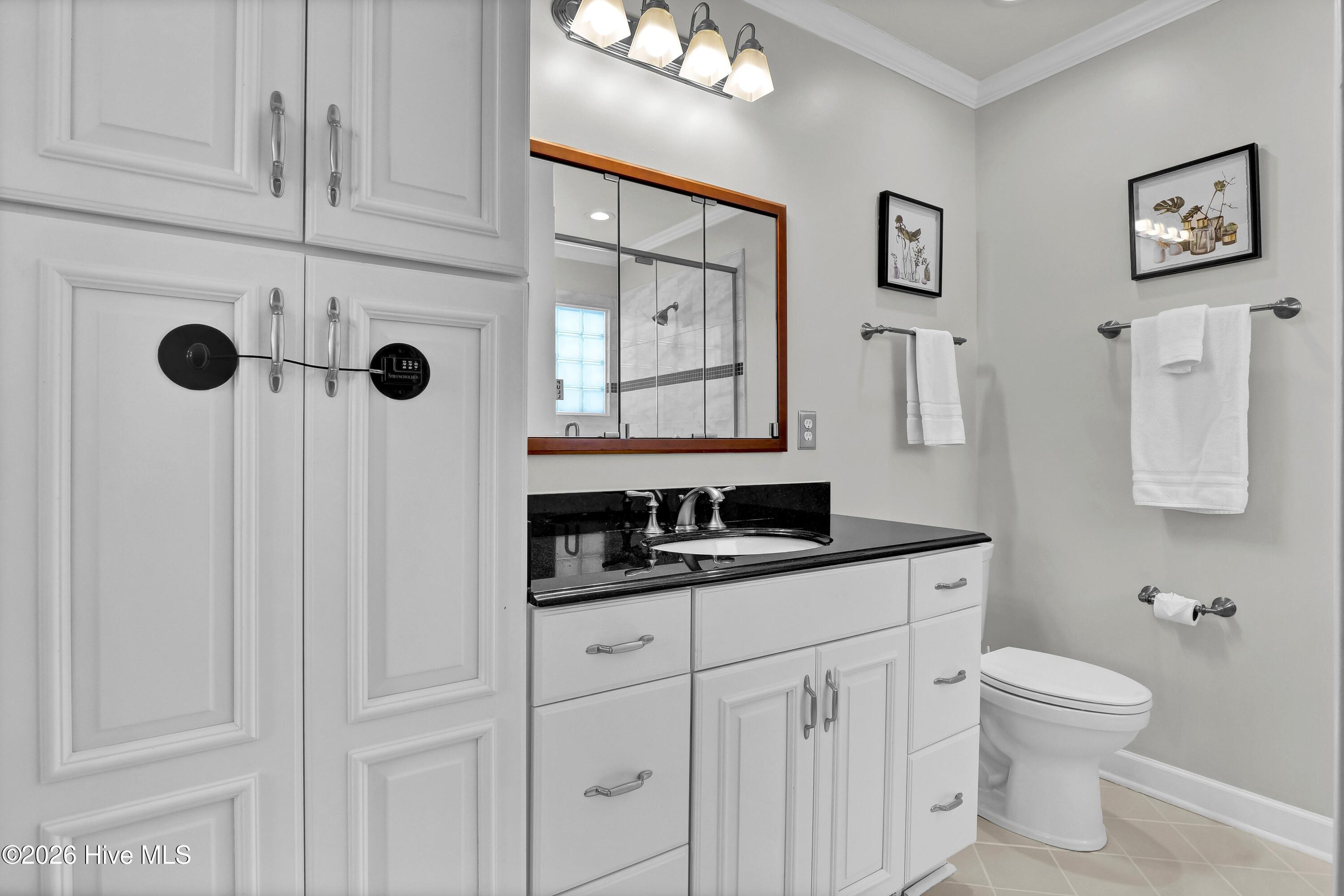 100552807 | Photo 16