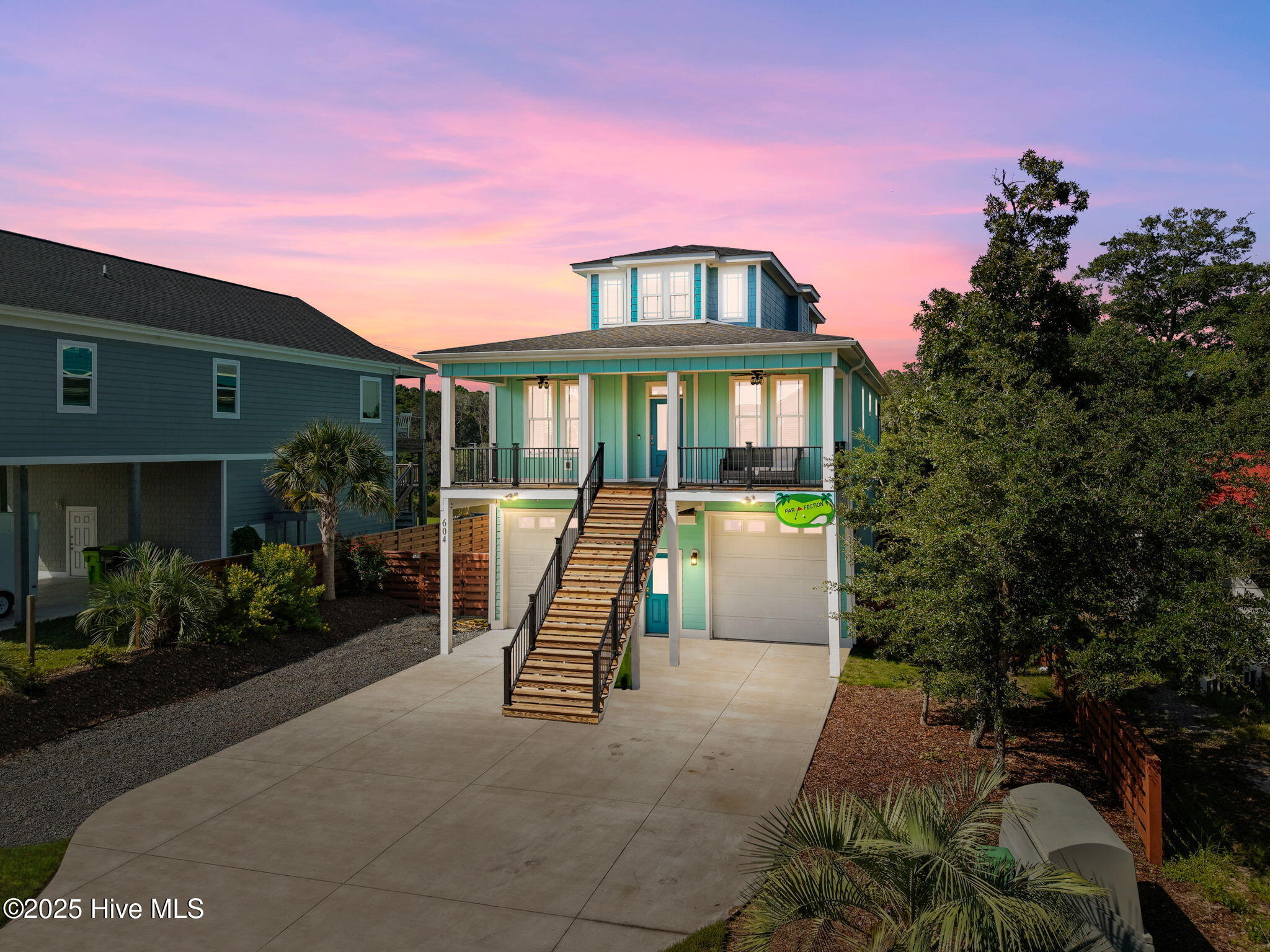 100527753 | Photo 13