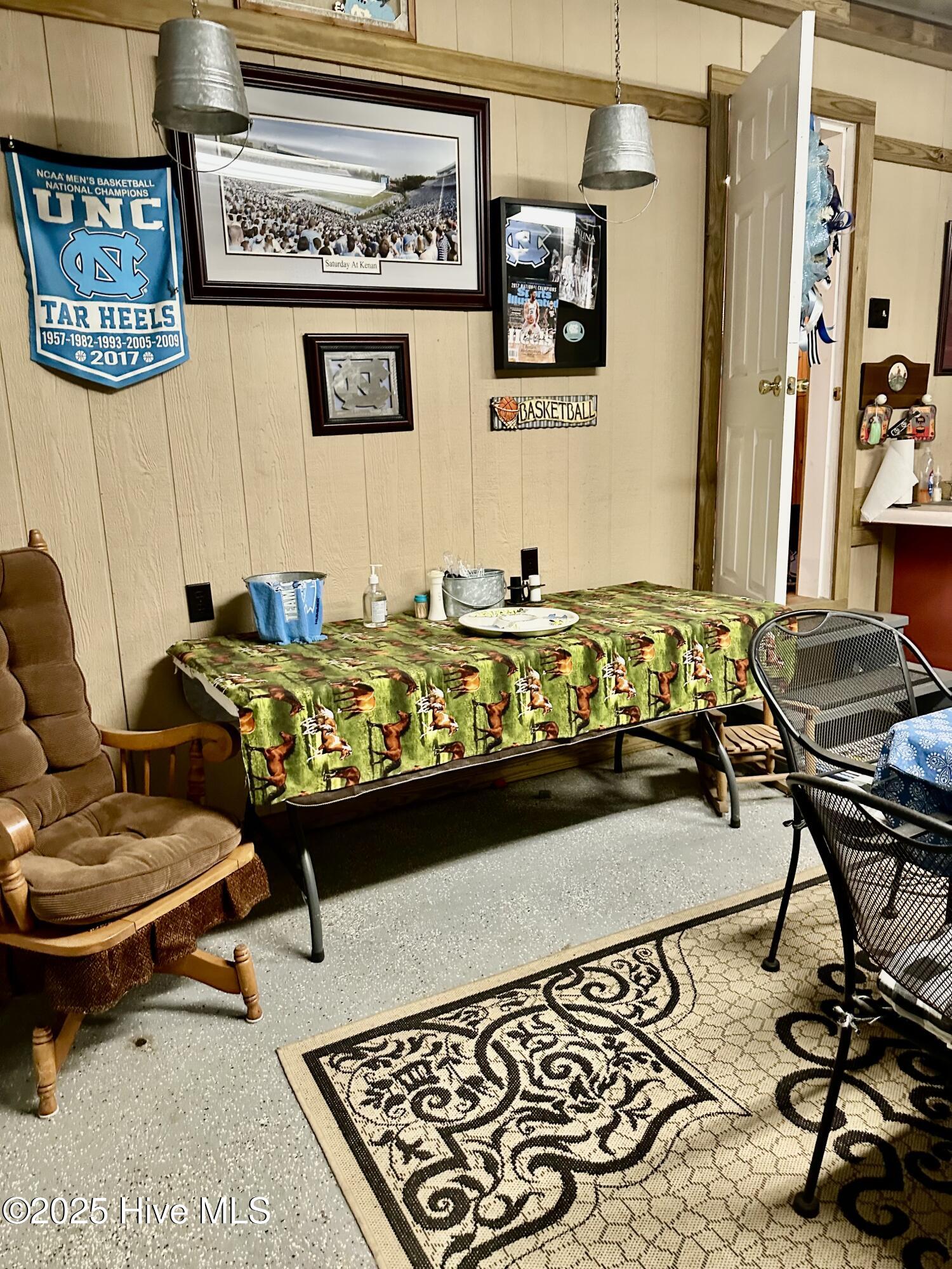 100554772 | Photo 73