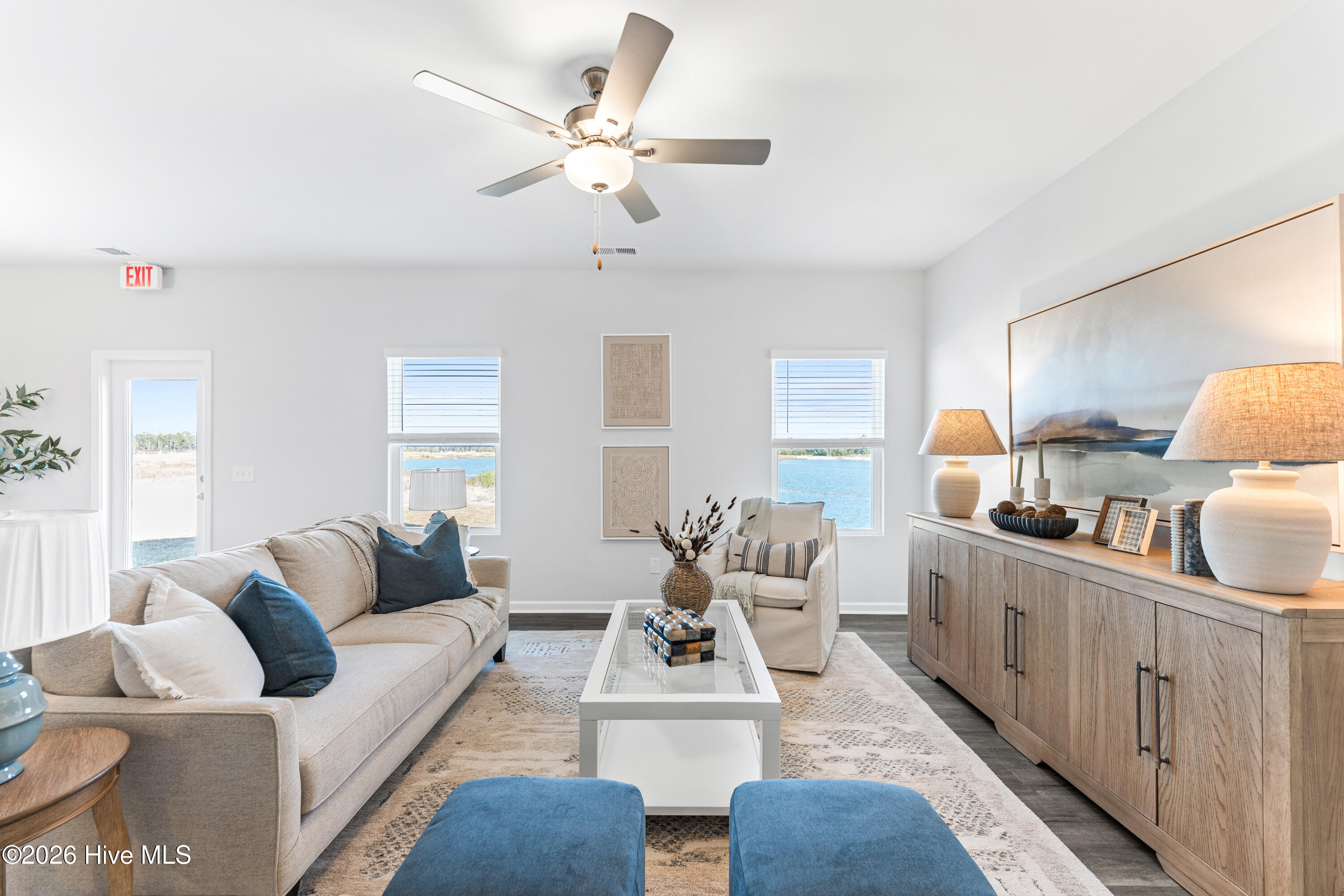 100553498 | Photo 13