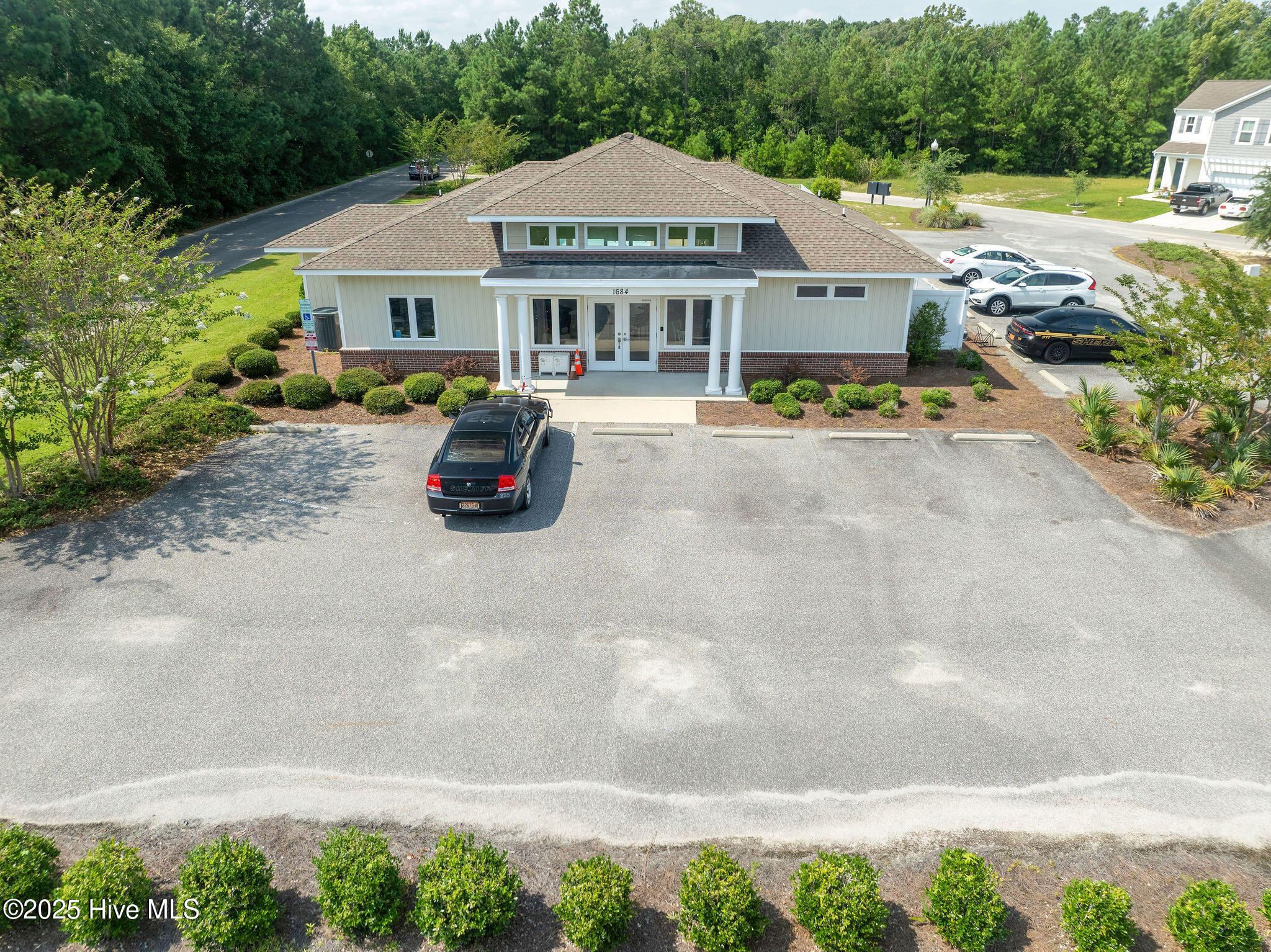 100539651 | Photo 59