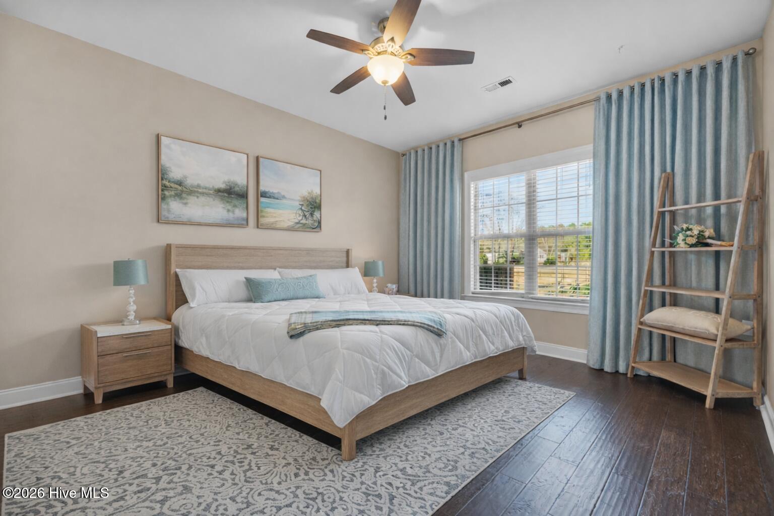 100552325 | Photo 21