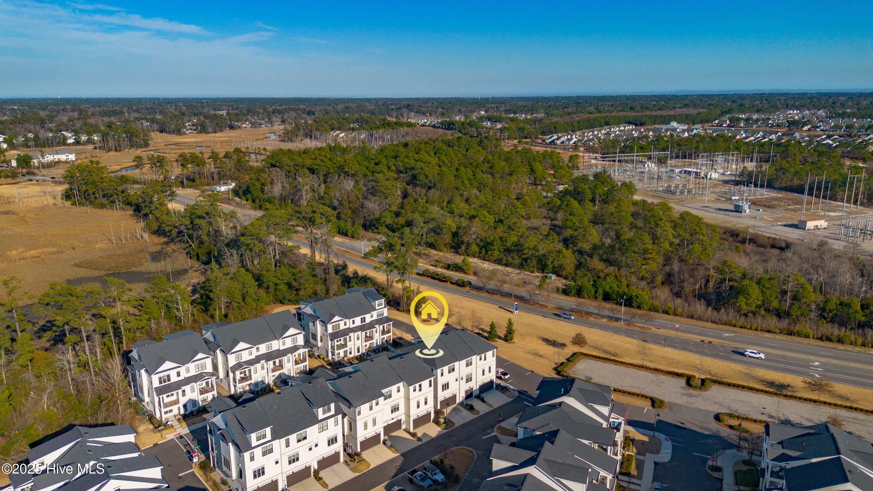 100543997 | Photo 61