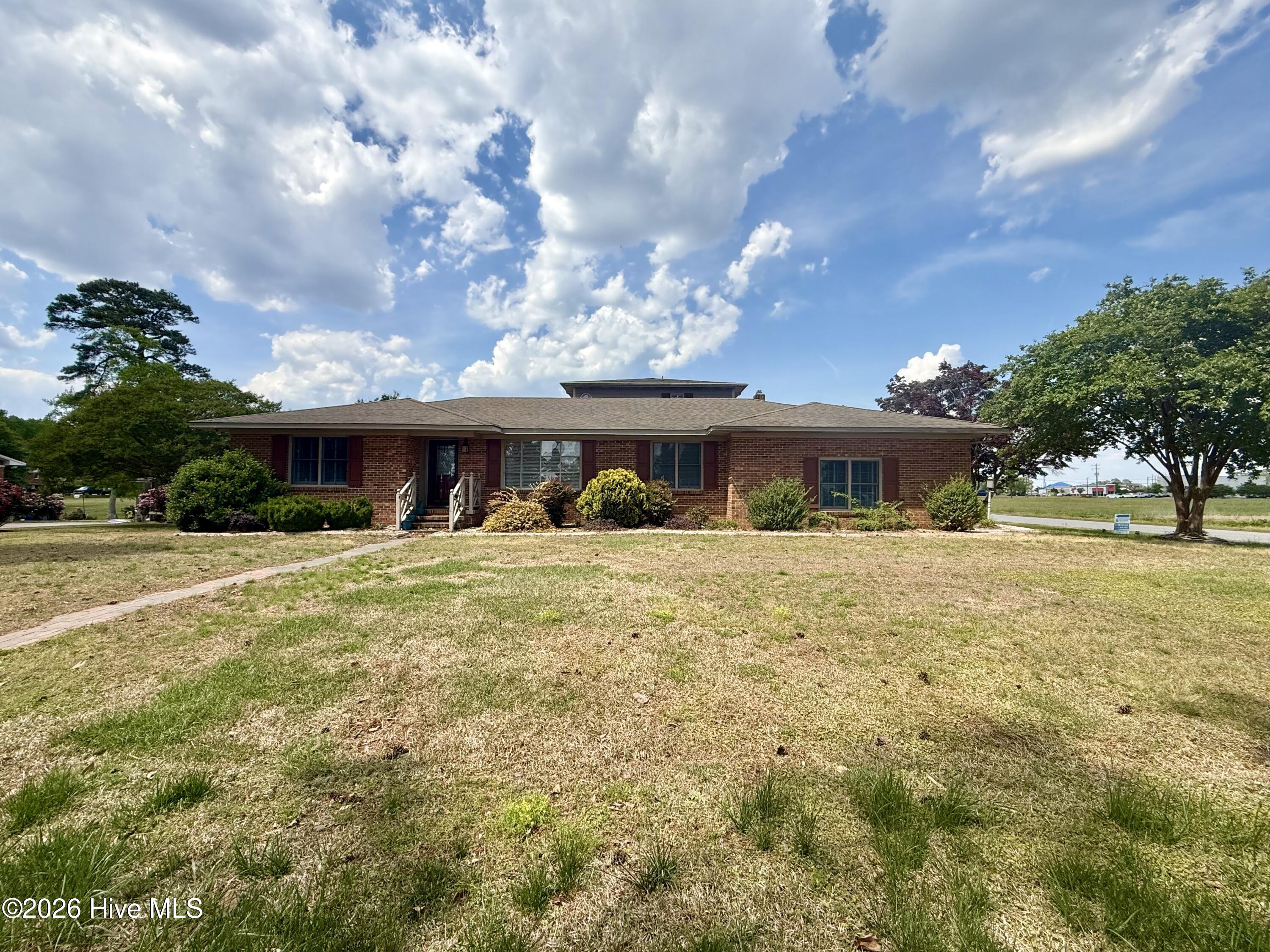 Homes for sale in Williamston, NC | 1020 Dixie Trl, Williamston, NC 27892 | MLS# 100536996