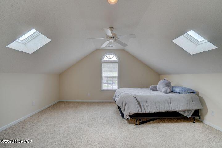 100548362 | Photo 21