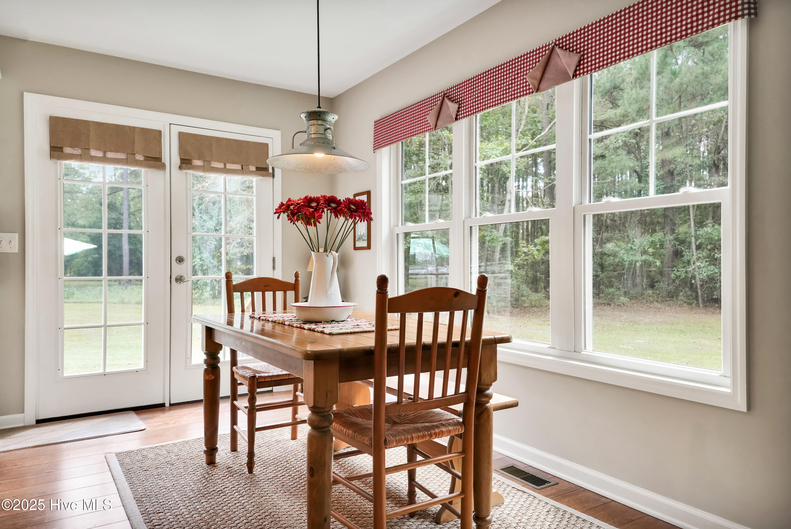 100538447 | Photo 20