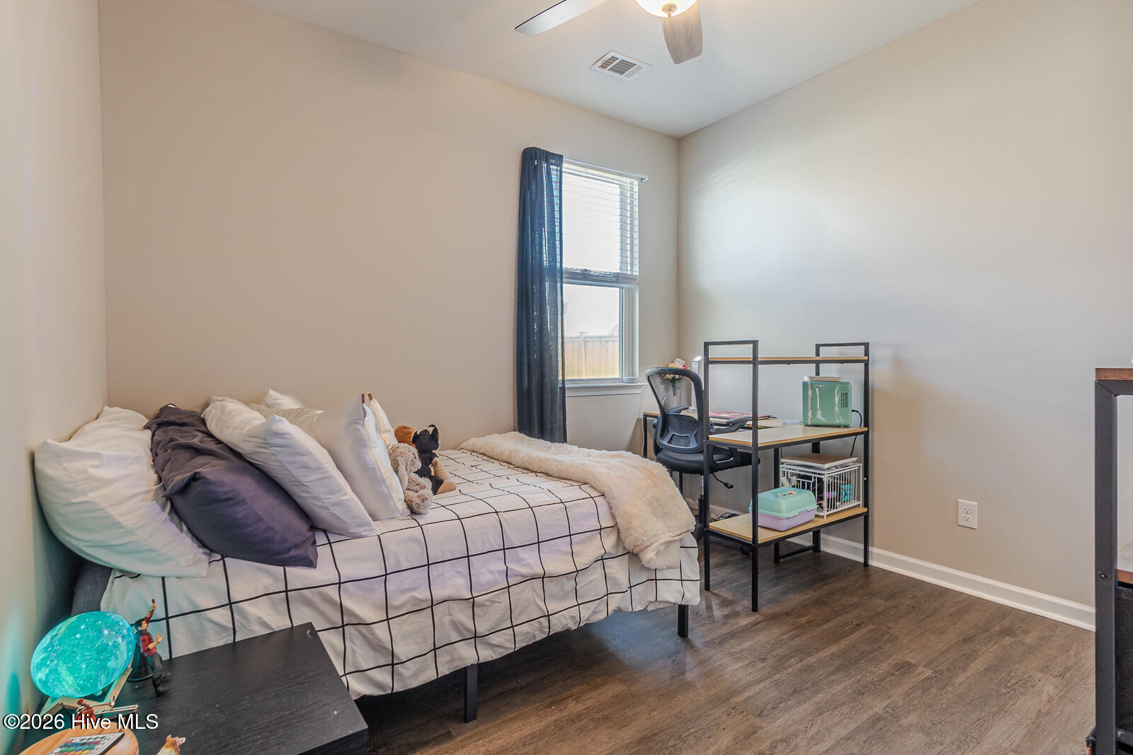 100564968 | Photo 28