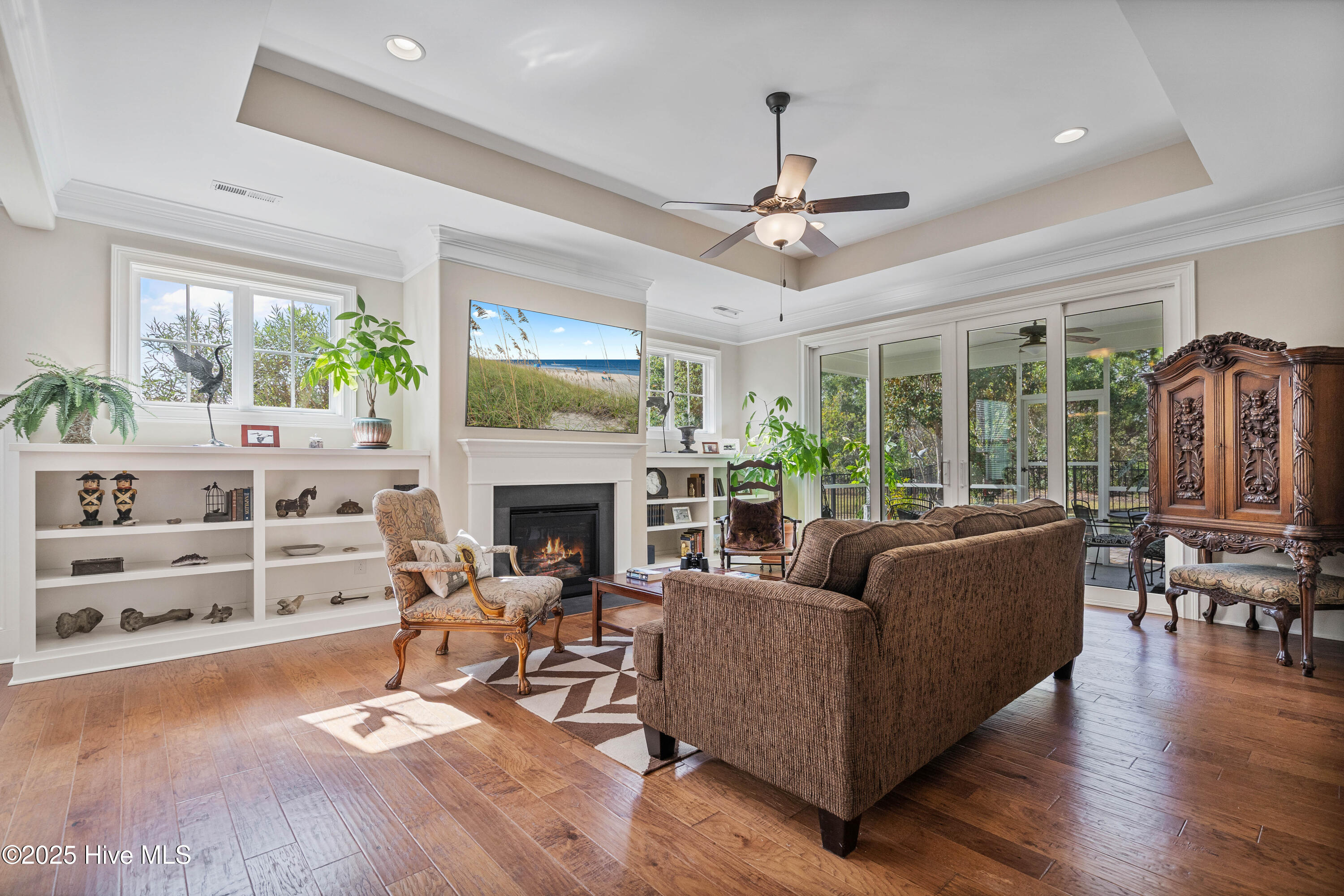 100539660 | Photo 24