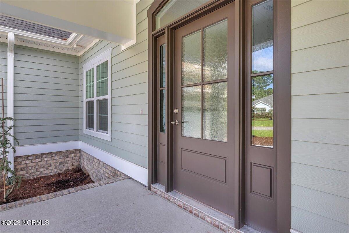 100524155 | Photo 11