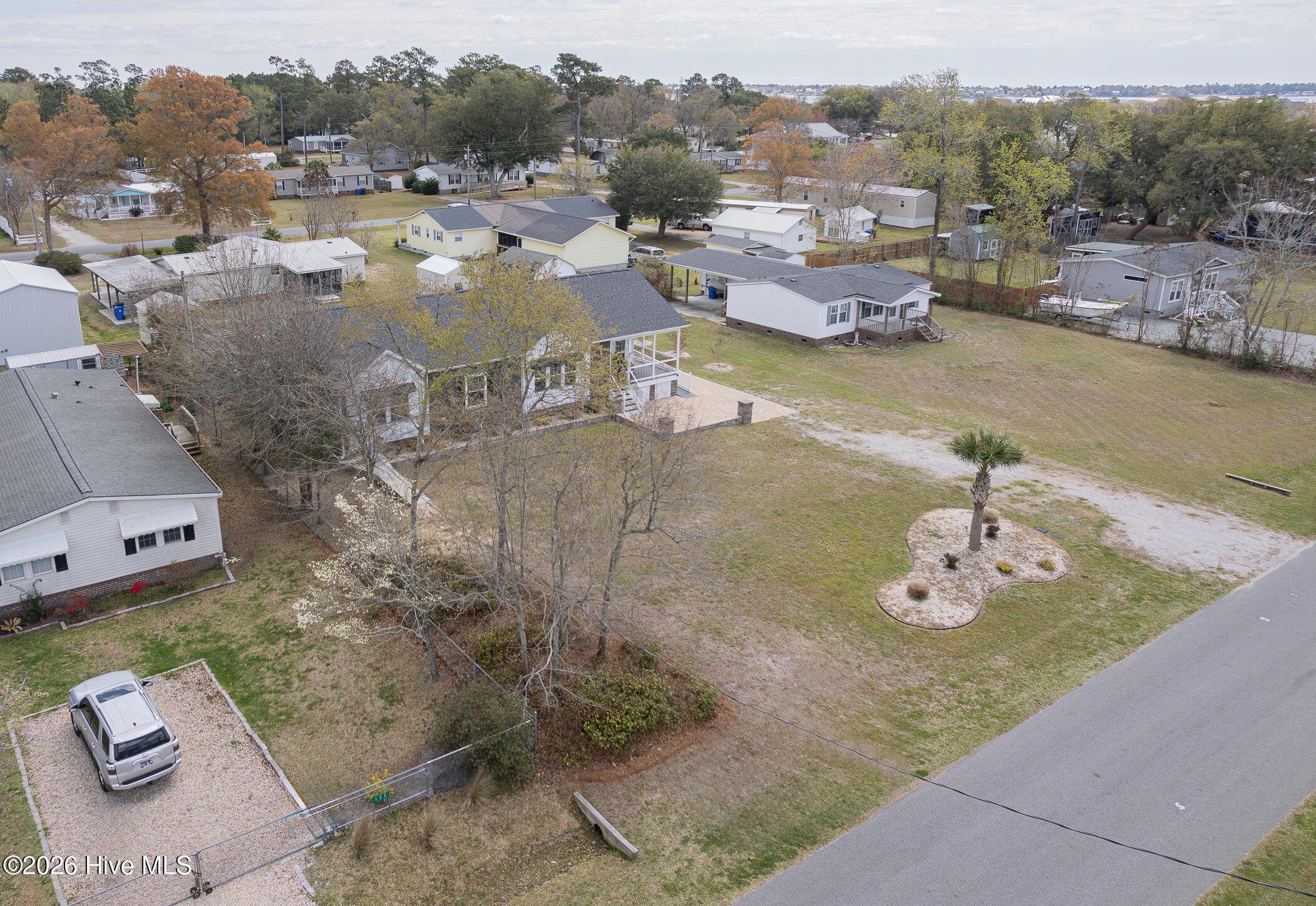 100563969 | Photo 61