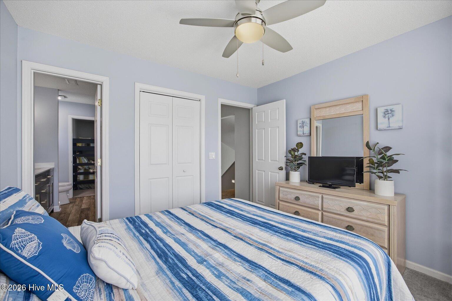 100558776 | Photo 25