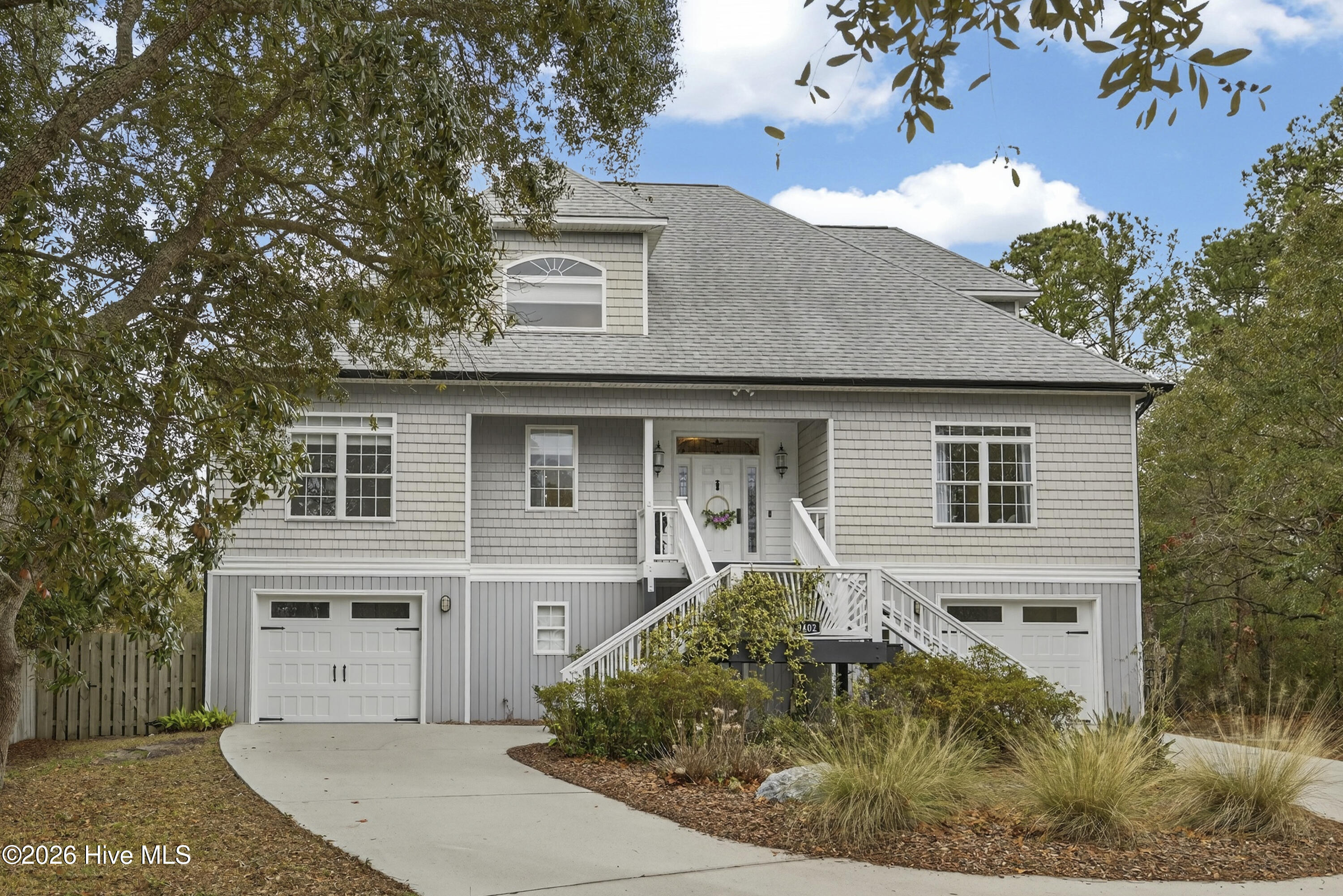 100557060 | Photo 72