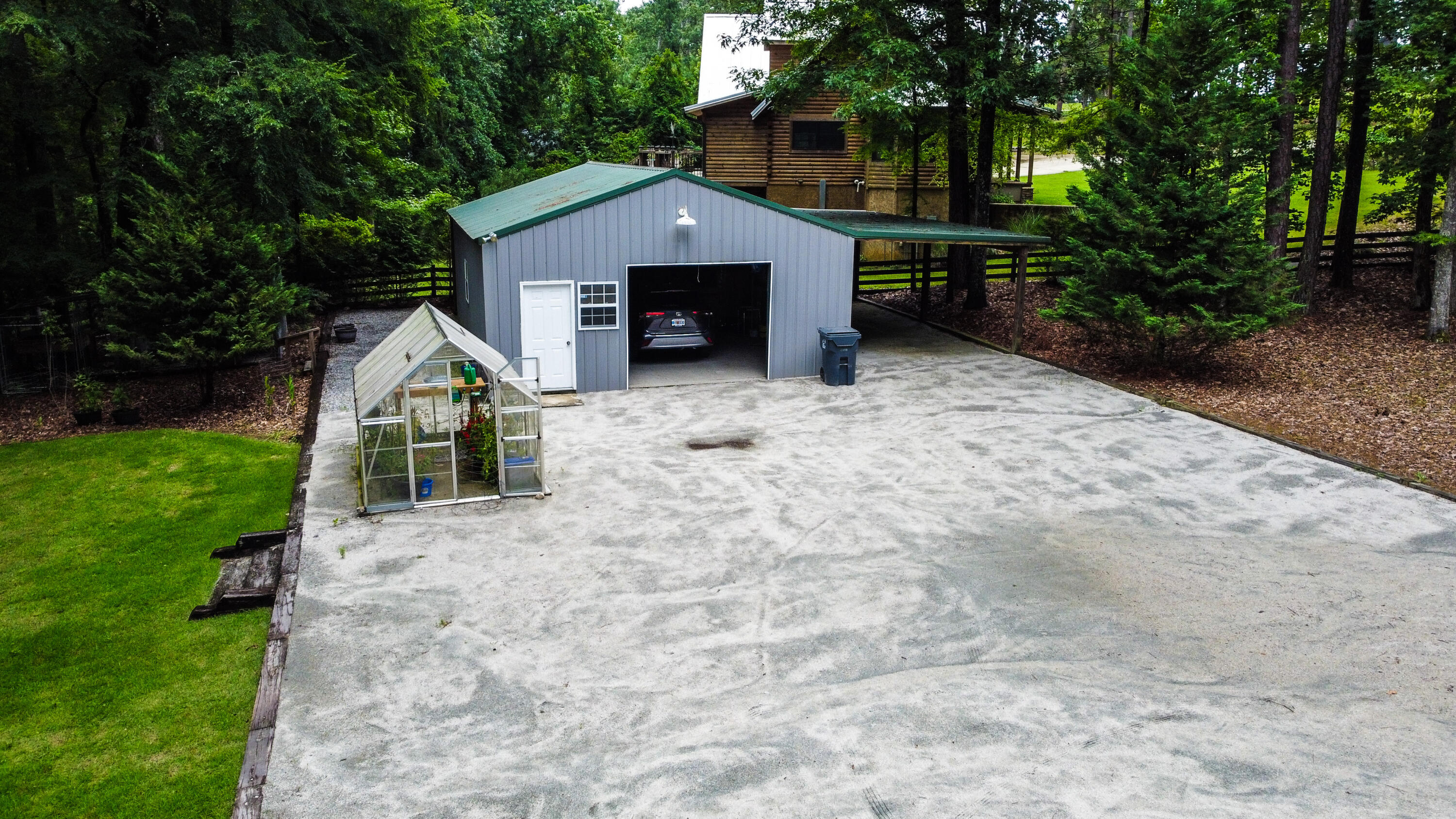 2265 Indian Rd-11