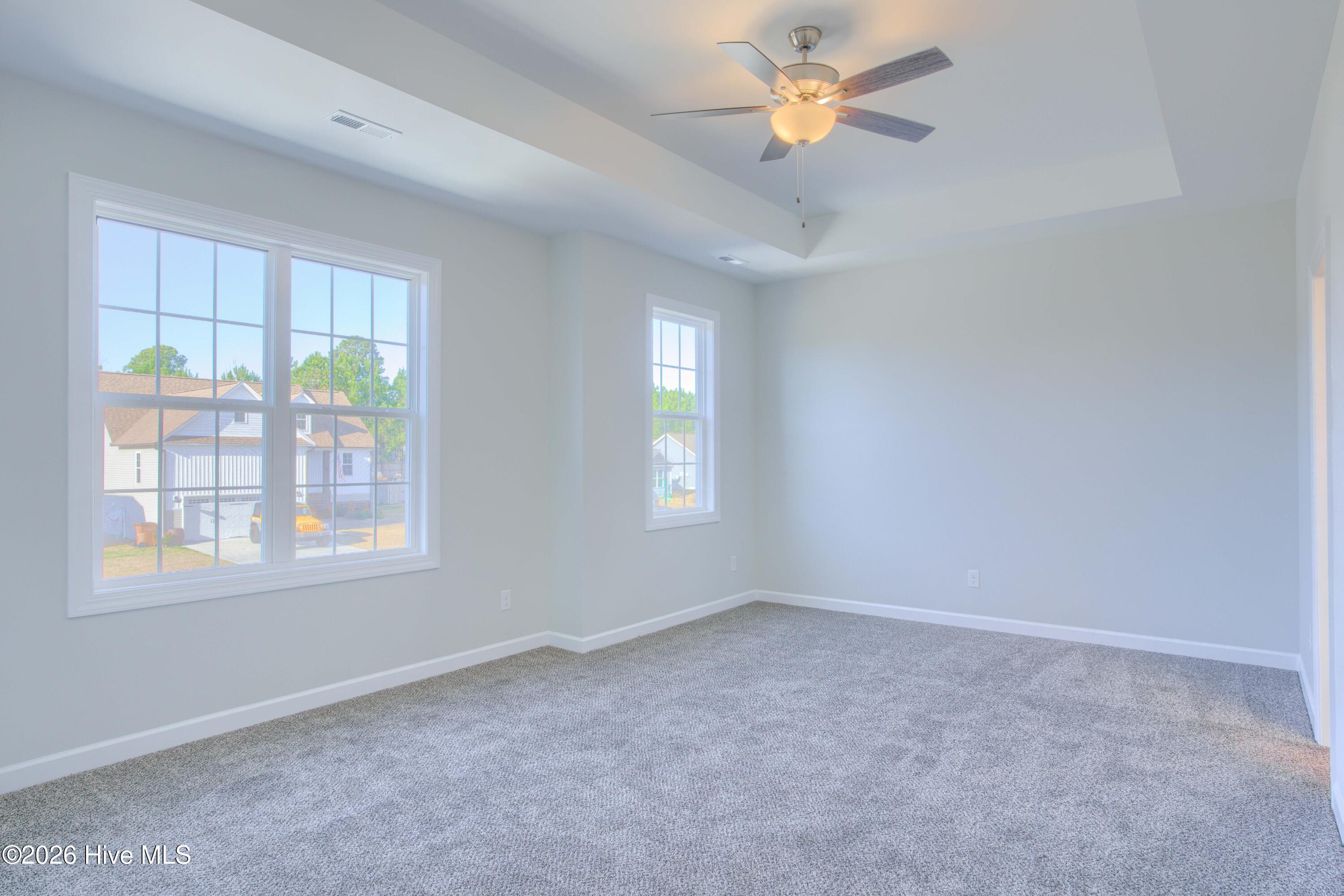 100526863 | Photo 13