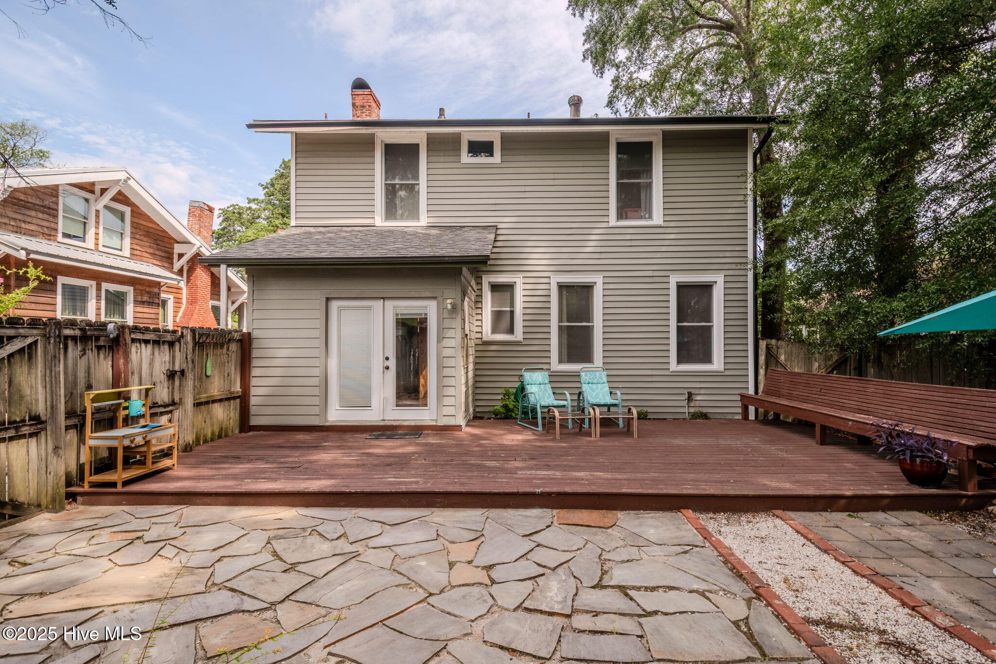 100522019 | Photo 34