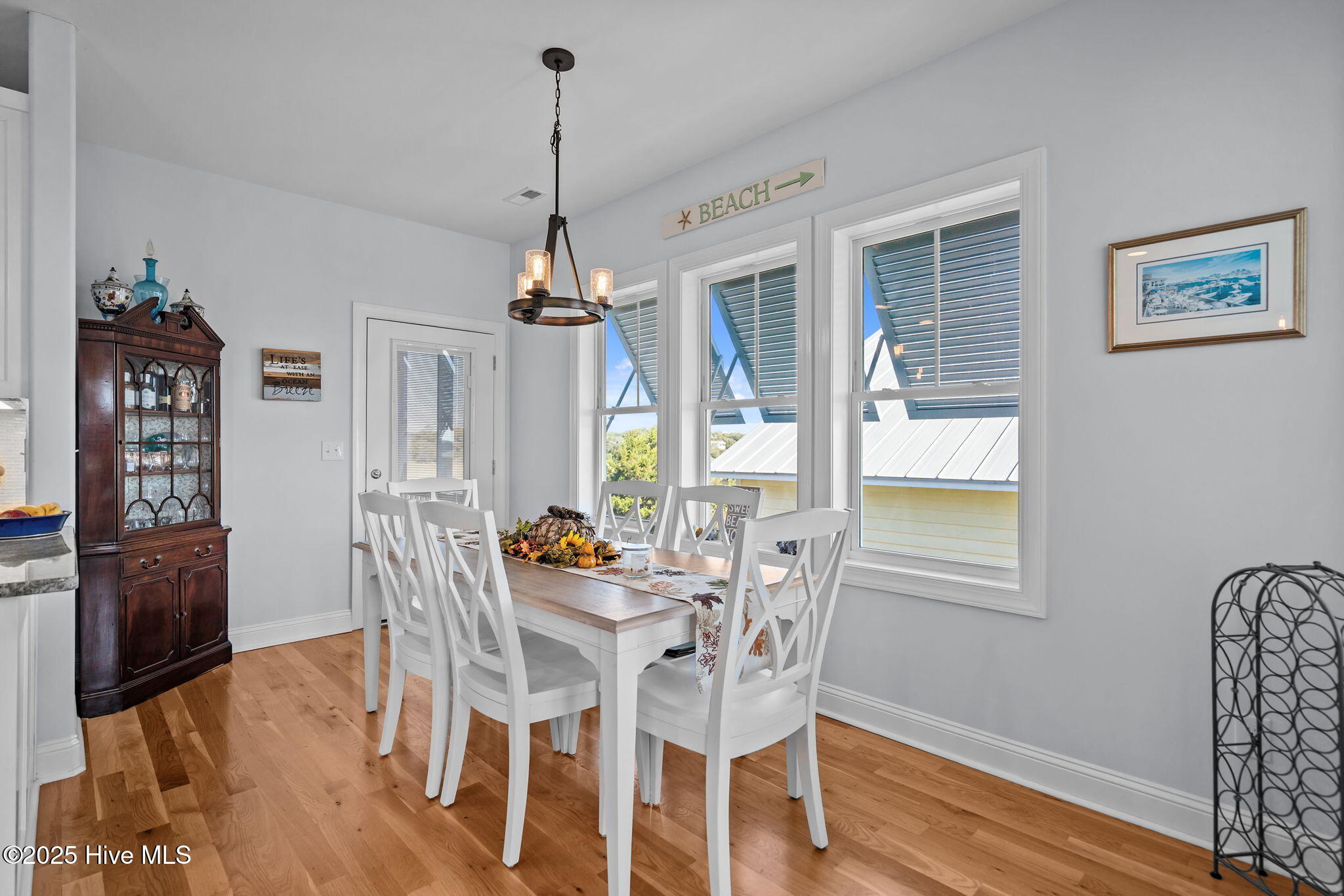 100543391 | Photo 14