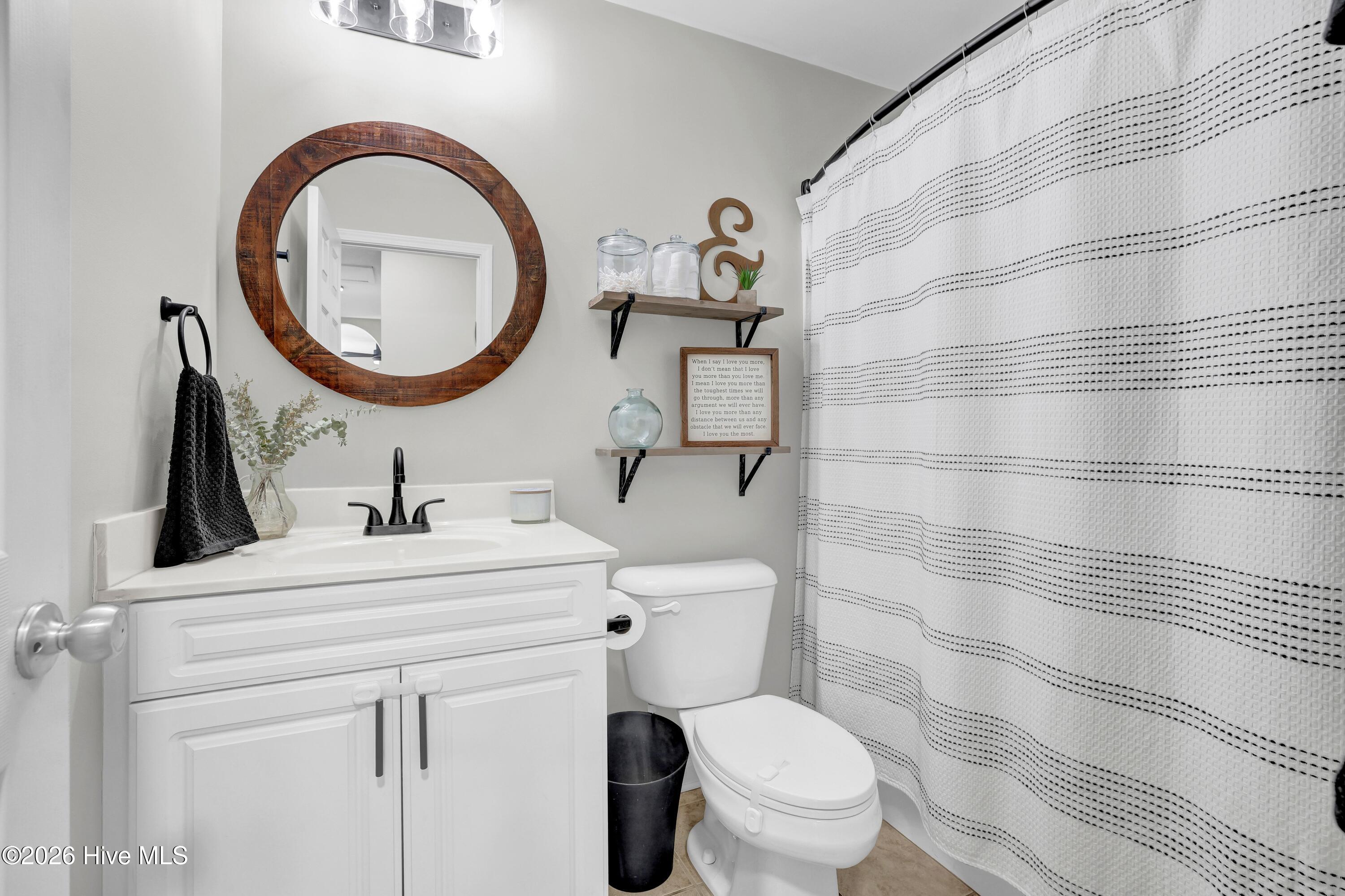 100561513 | Photo 19