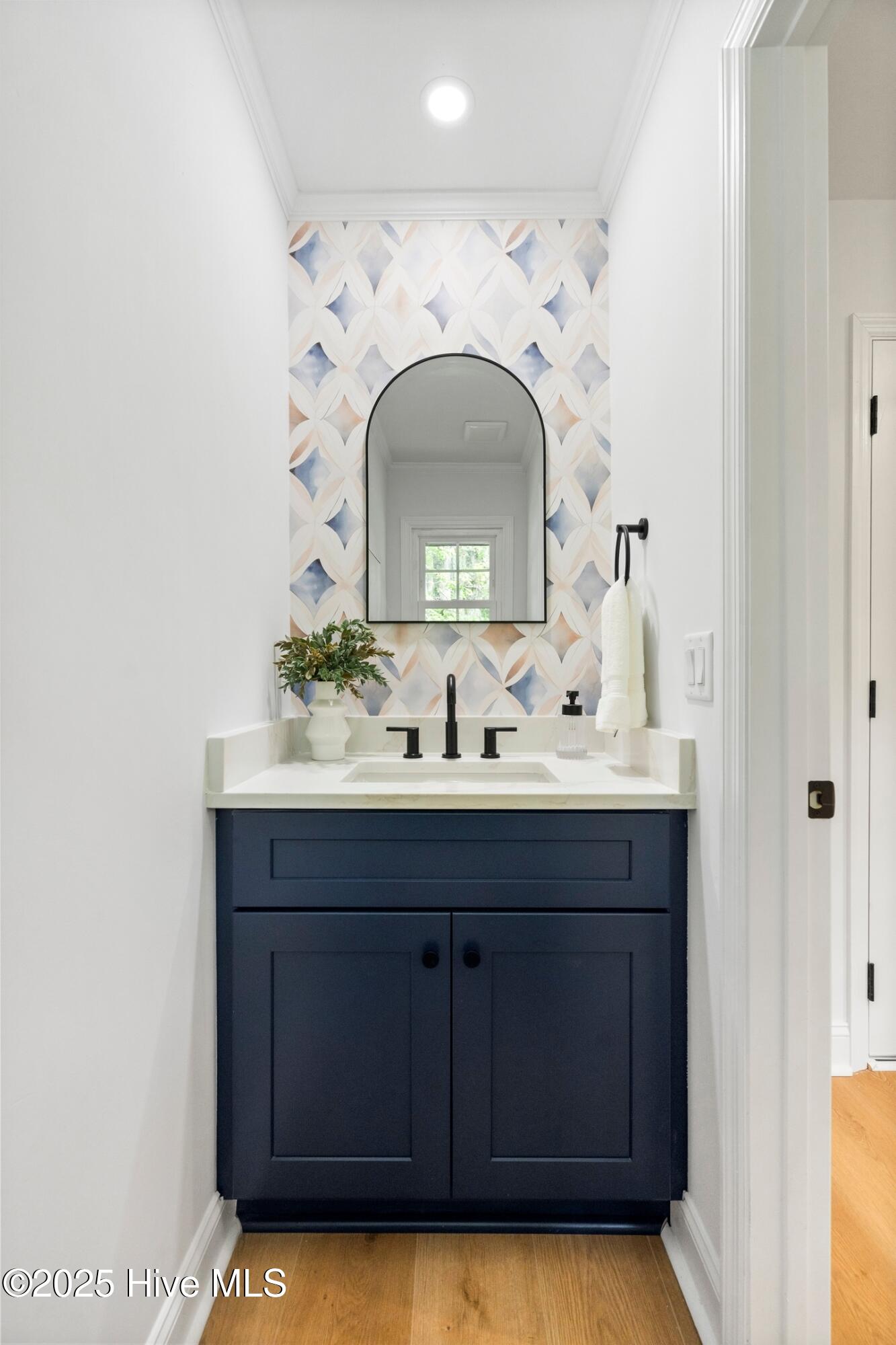 100530260 | Photo 17