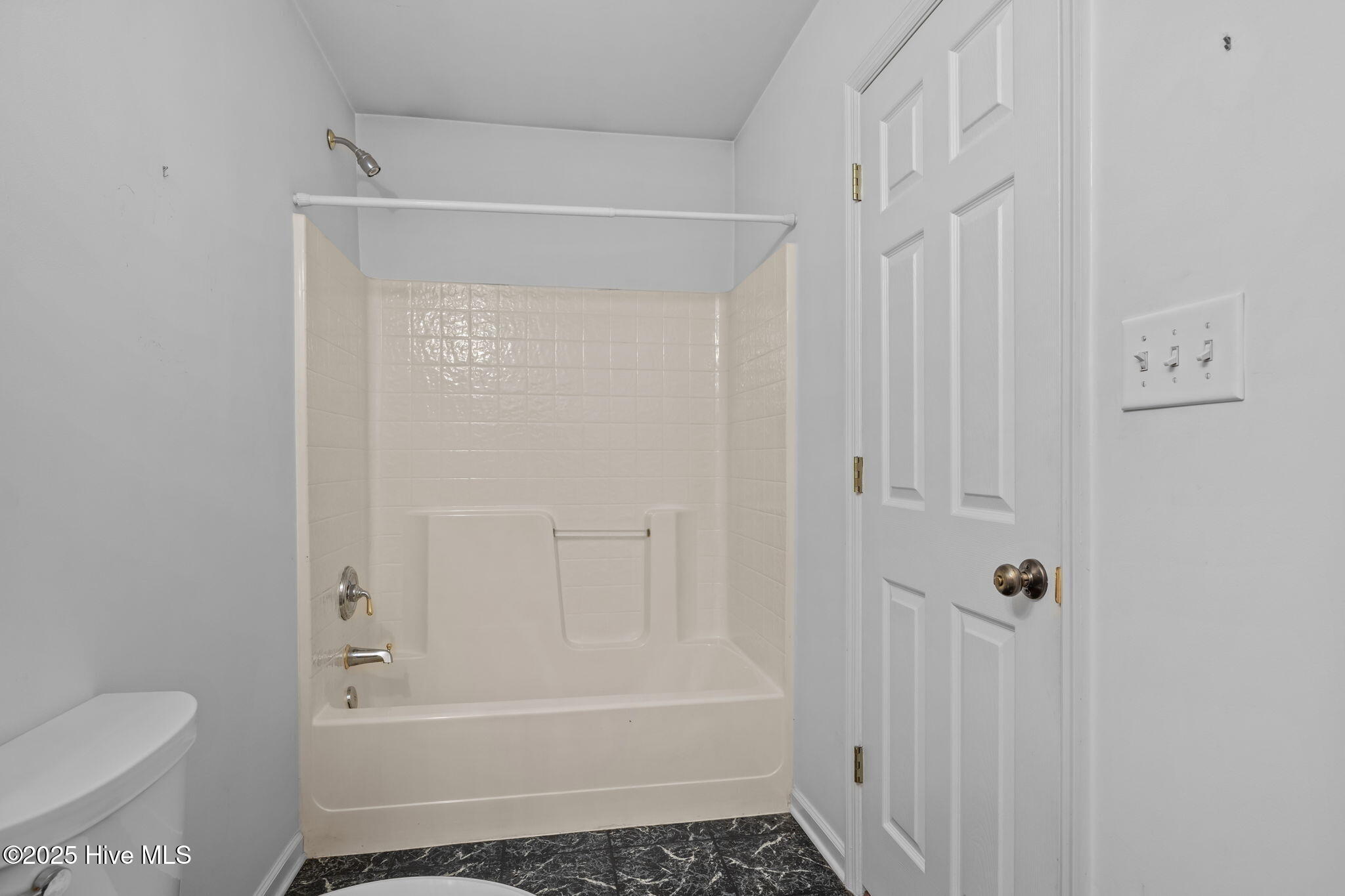 100540758 | Photo 17