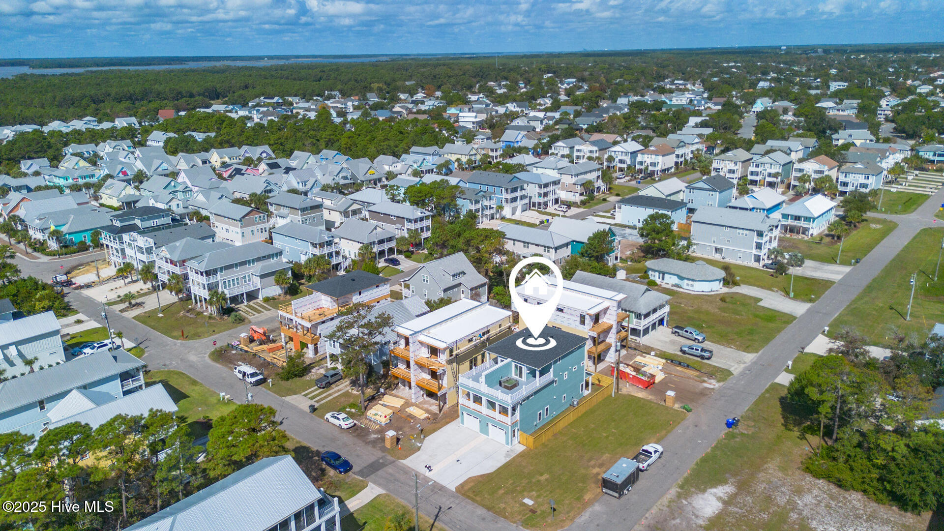 100534811 | Photo 49