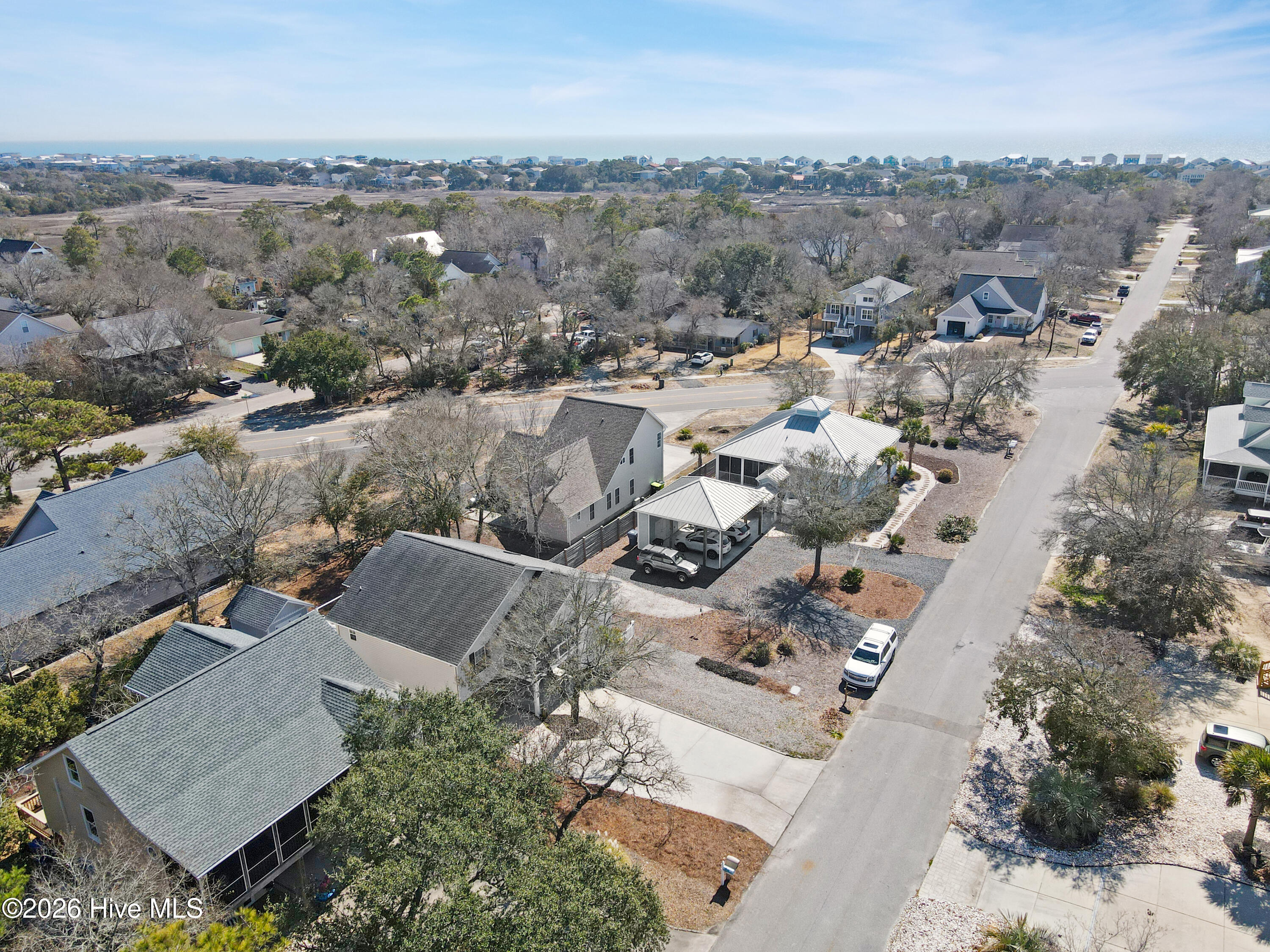 100557408 | Photo 38