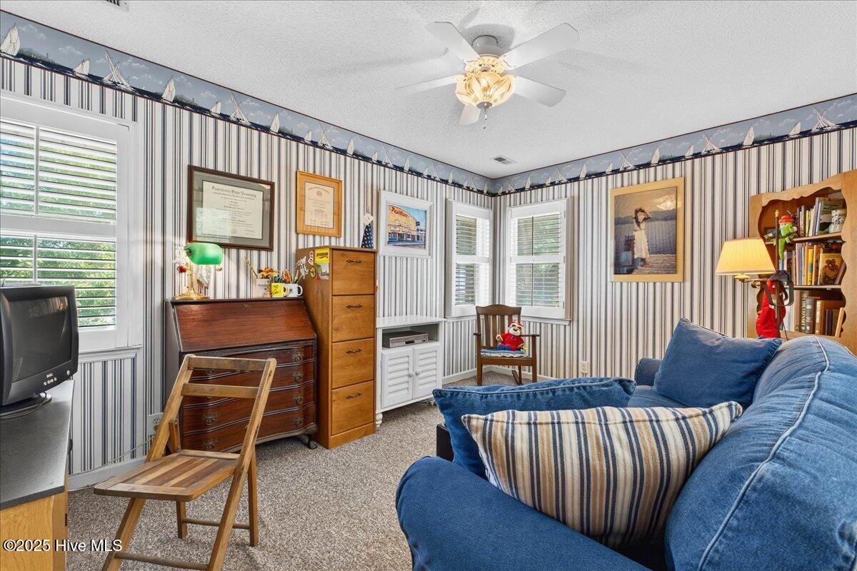 100517839 | Photo 55