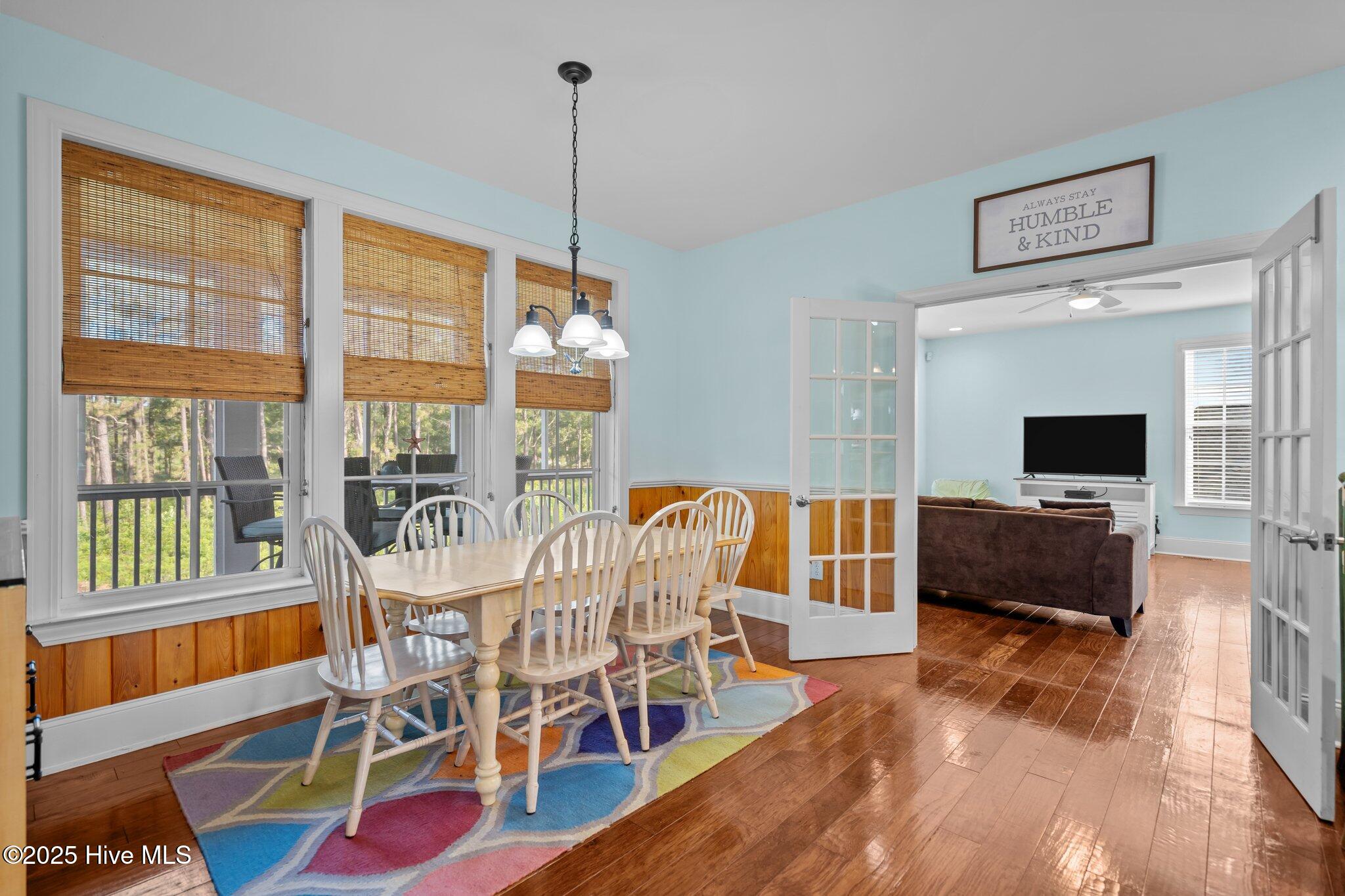 100513091 | Photo 13