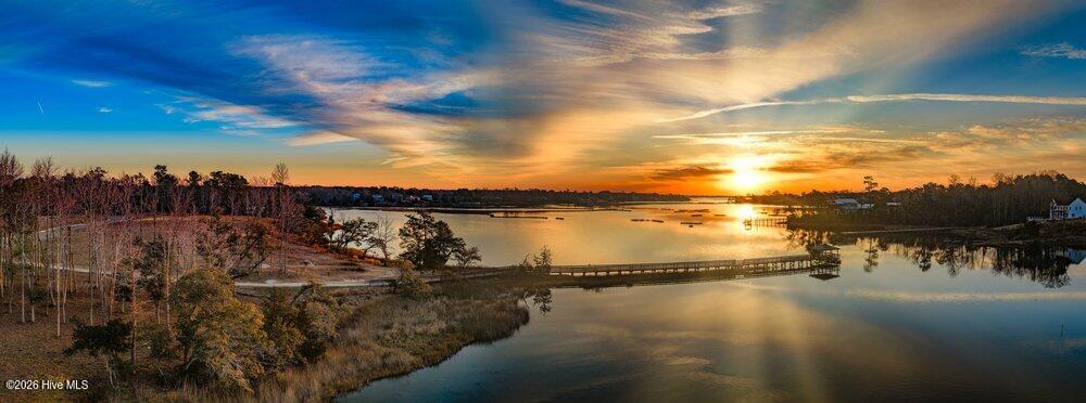 100570646 | Photo 18