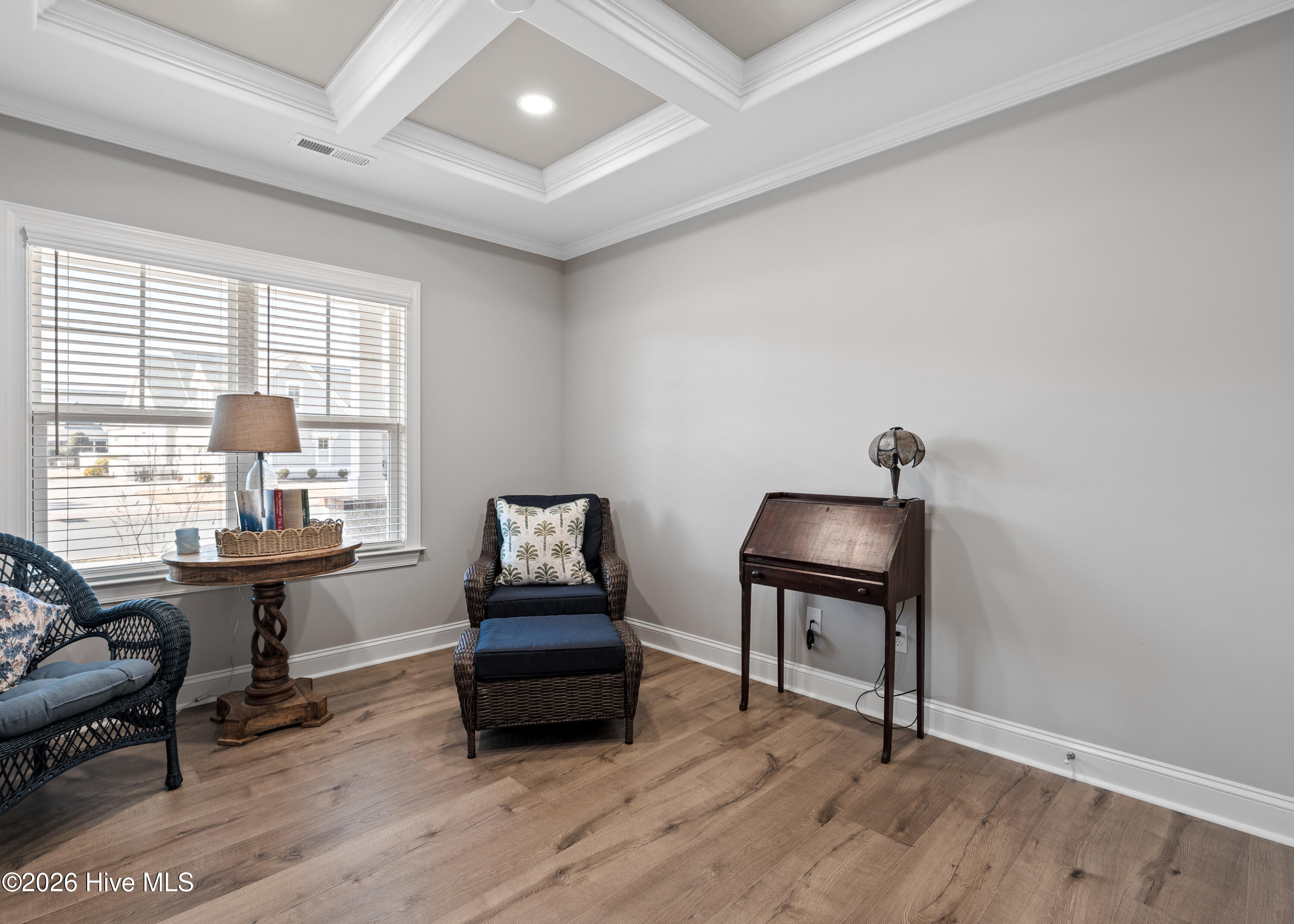 100547425 | Photo 16