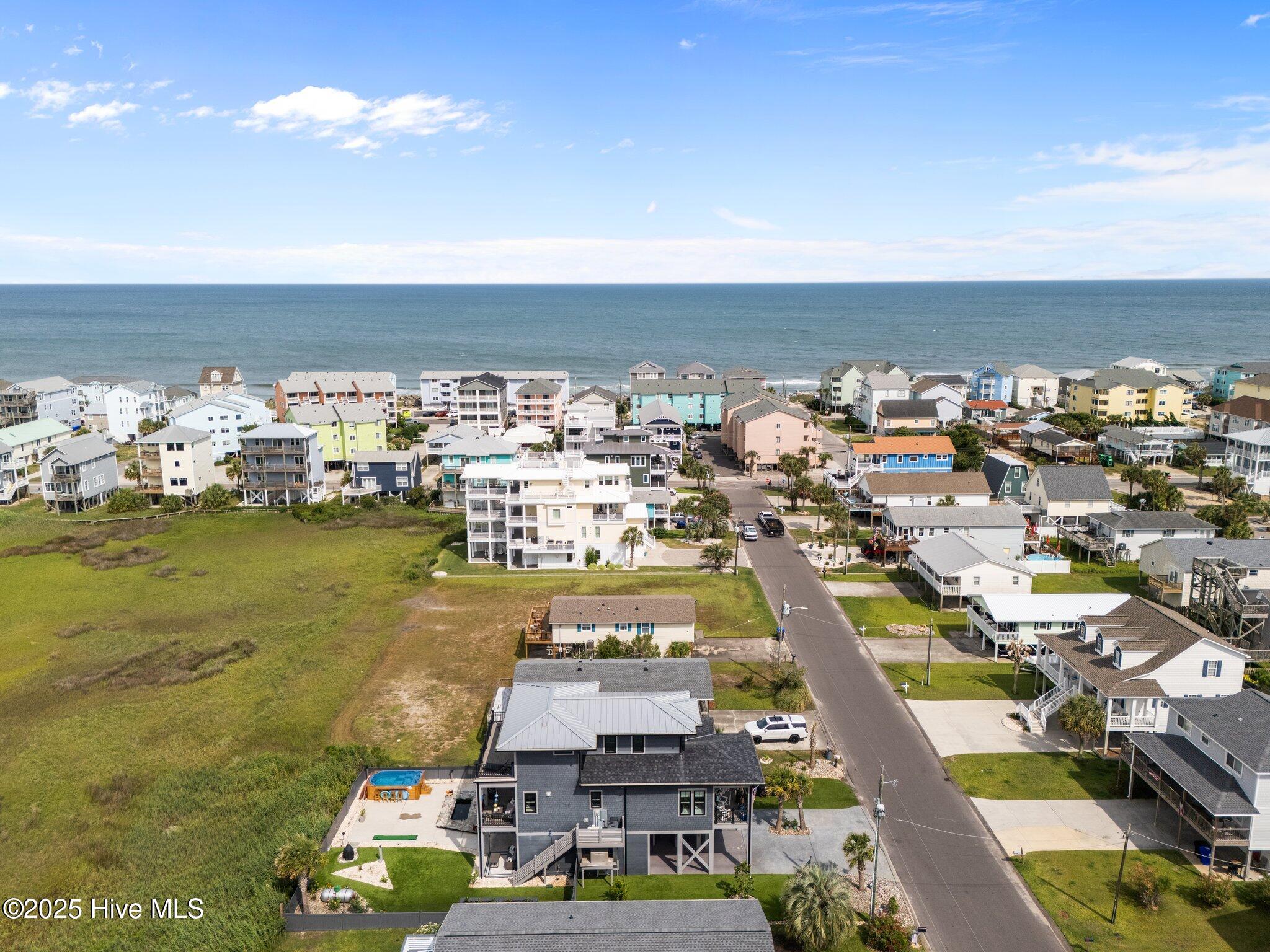 100514029 | Photo 14