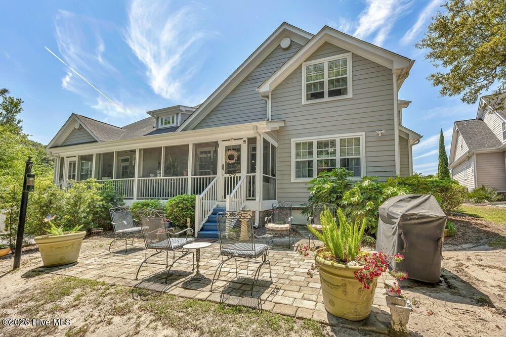 100567820 | Photo 30