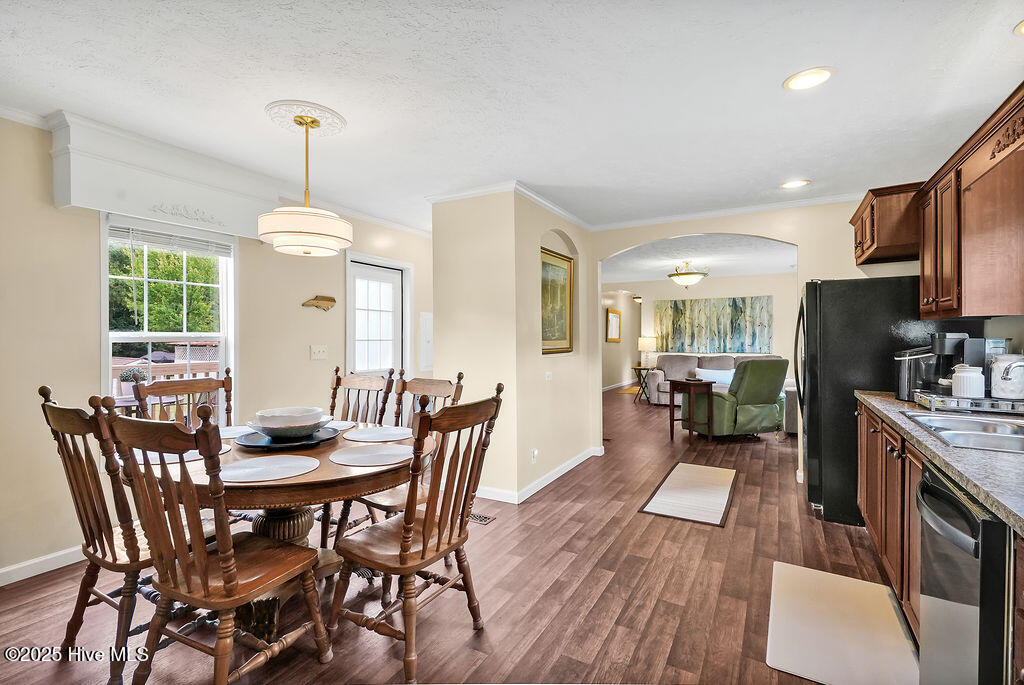 100521494 | Photo 31