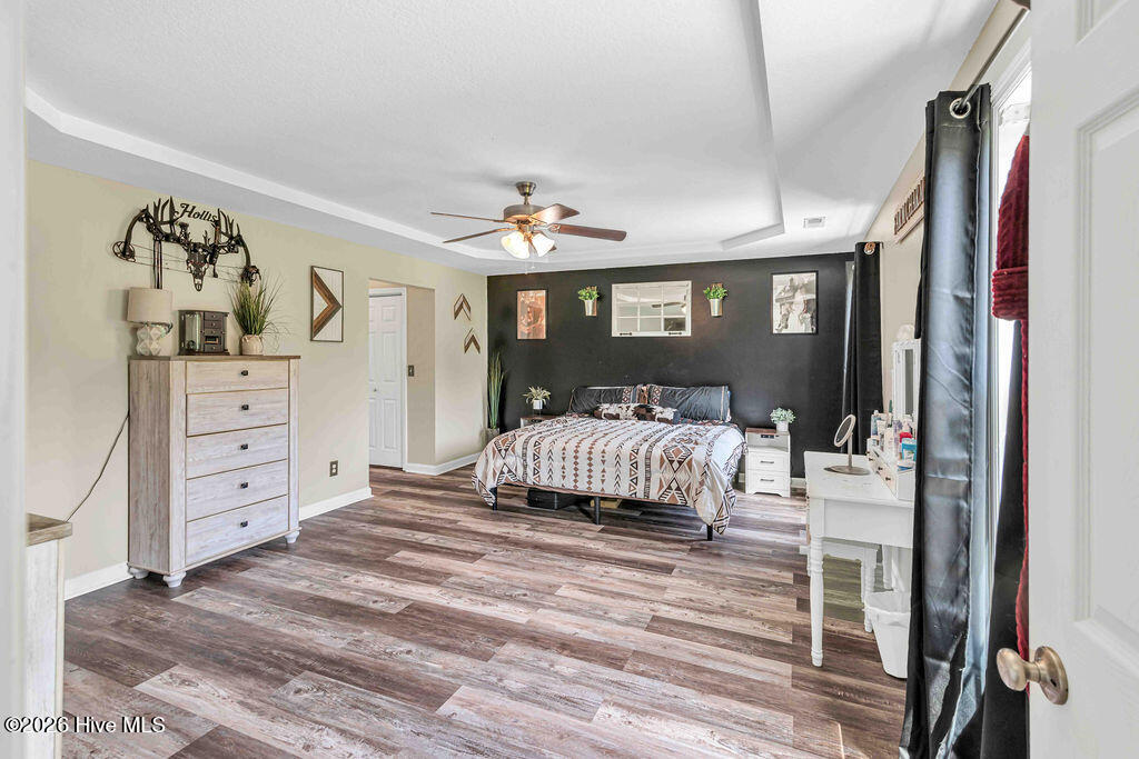 100567733 | Photo 19