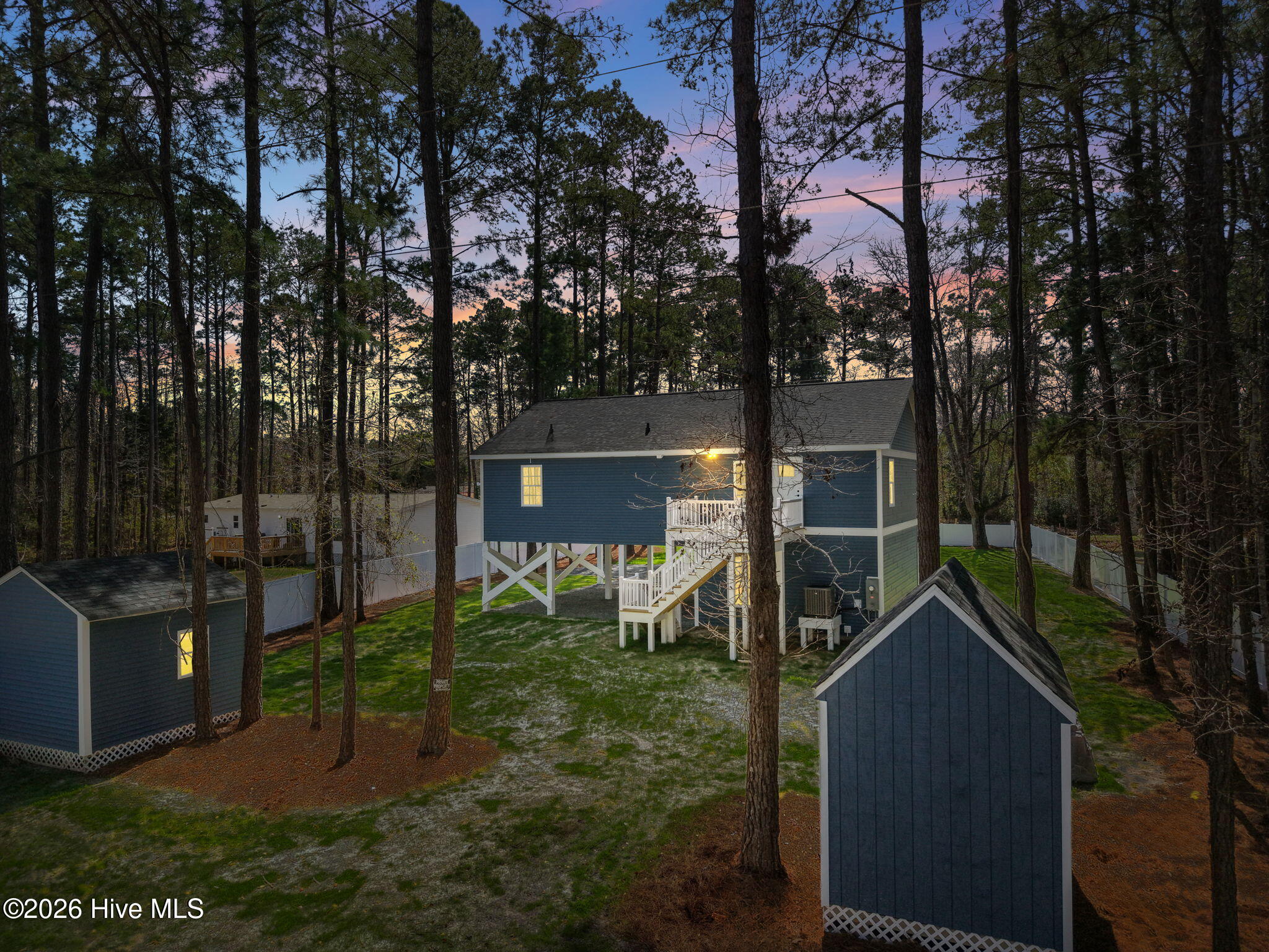 100552938 | Photo 44