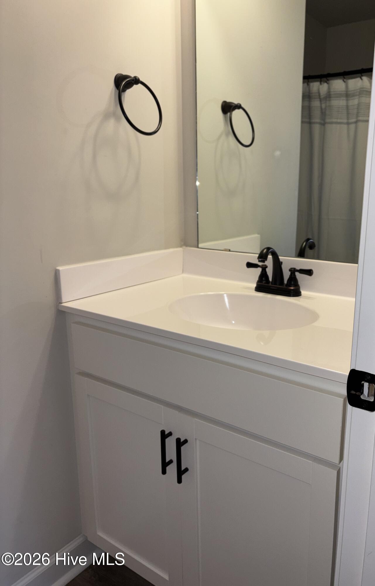 100560134 | Photo 27