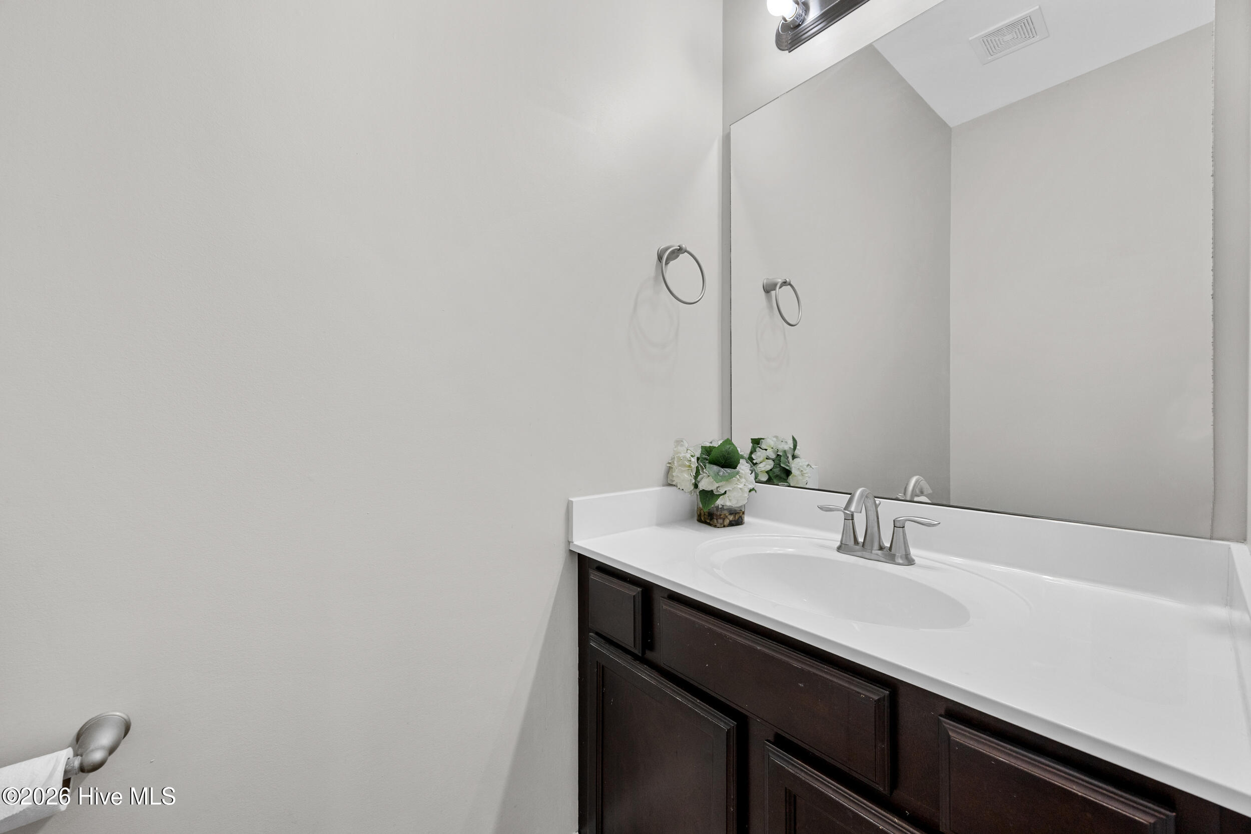 100564853 | Photo 13