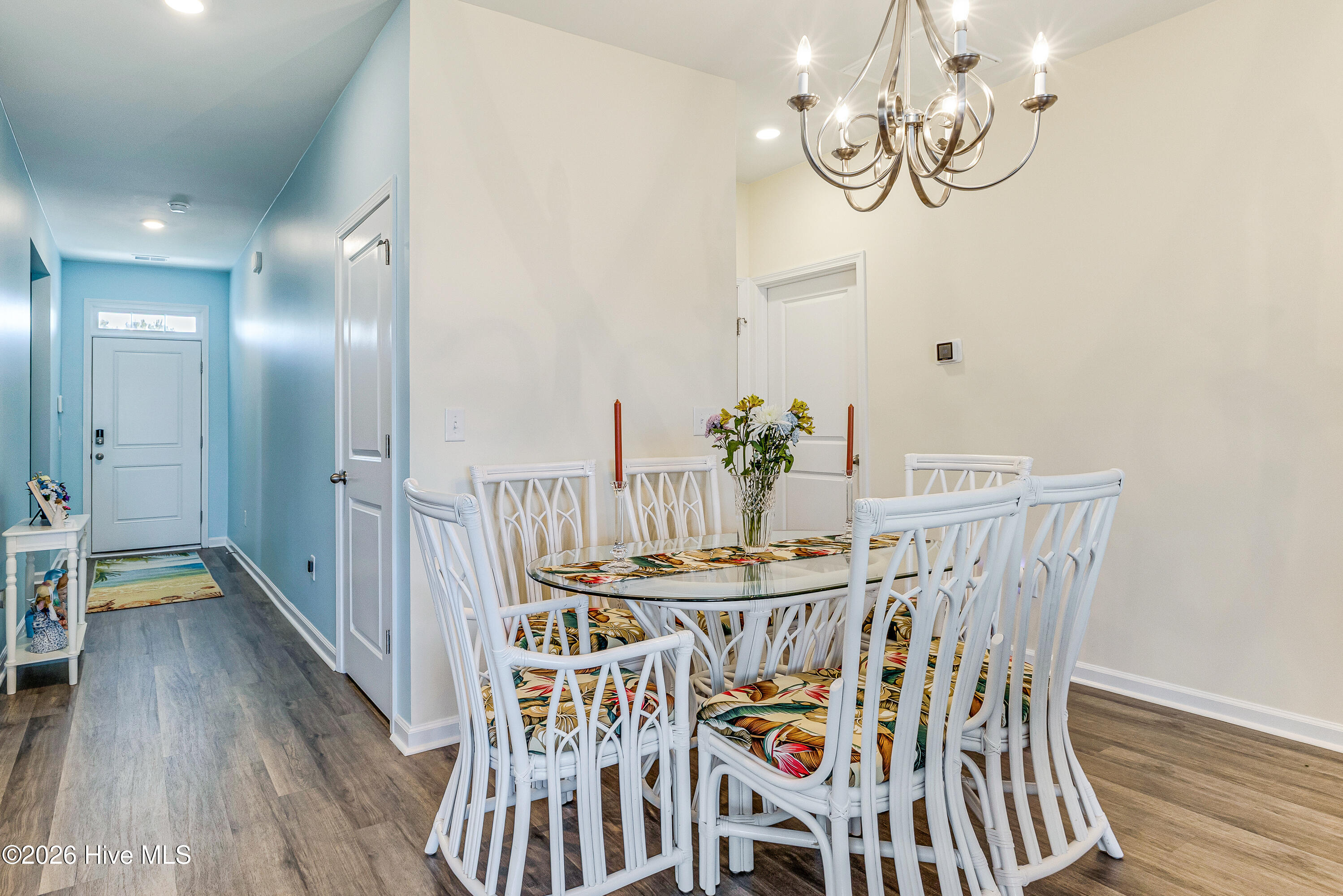 100566455 | Photo 20