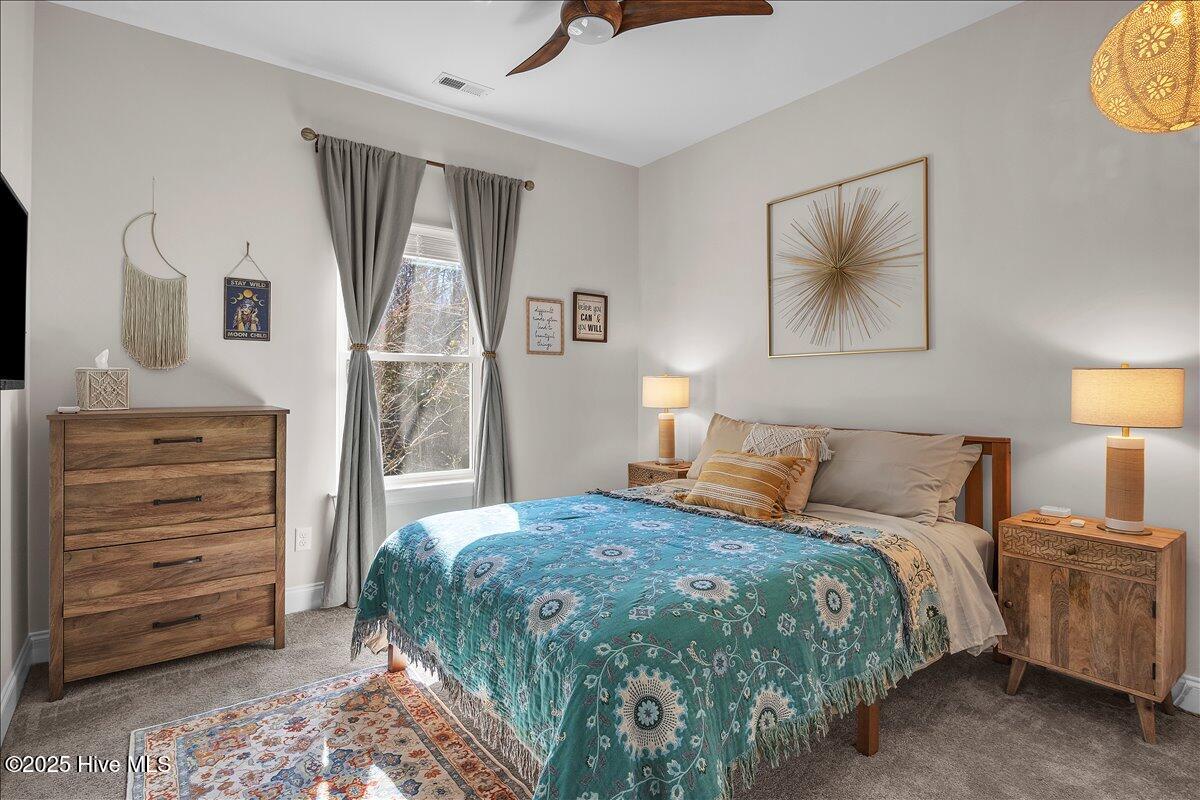 100532414 | Photo 23