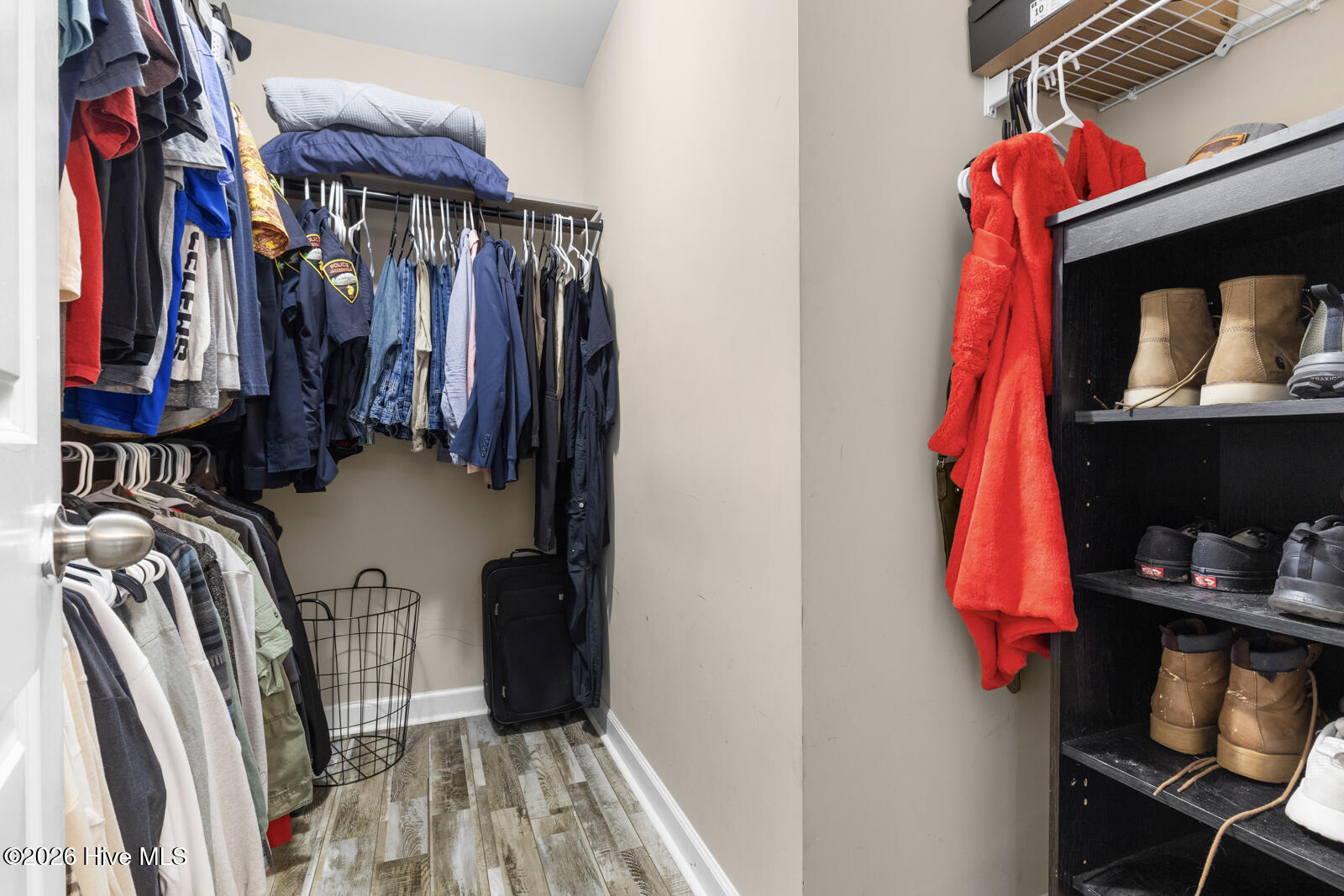 100567907 | Photo 18