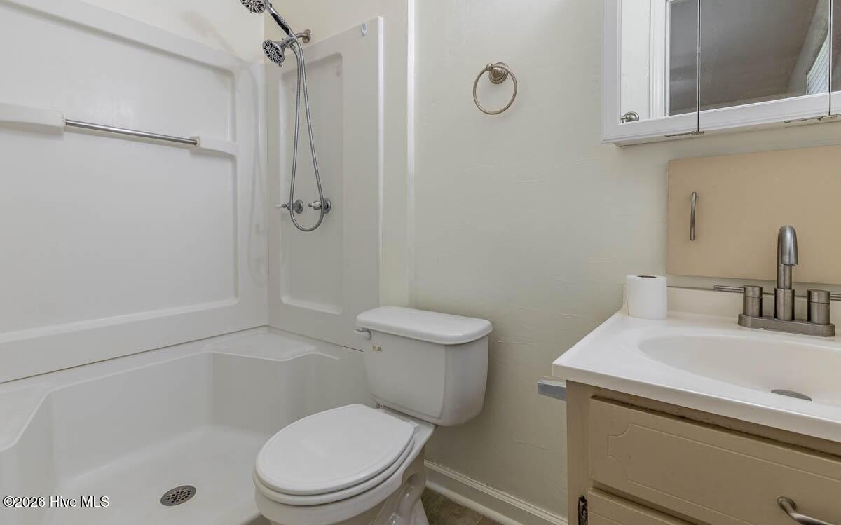 100549200 | Photo 12