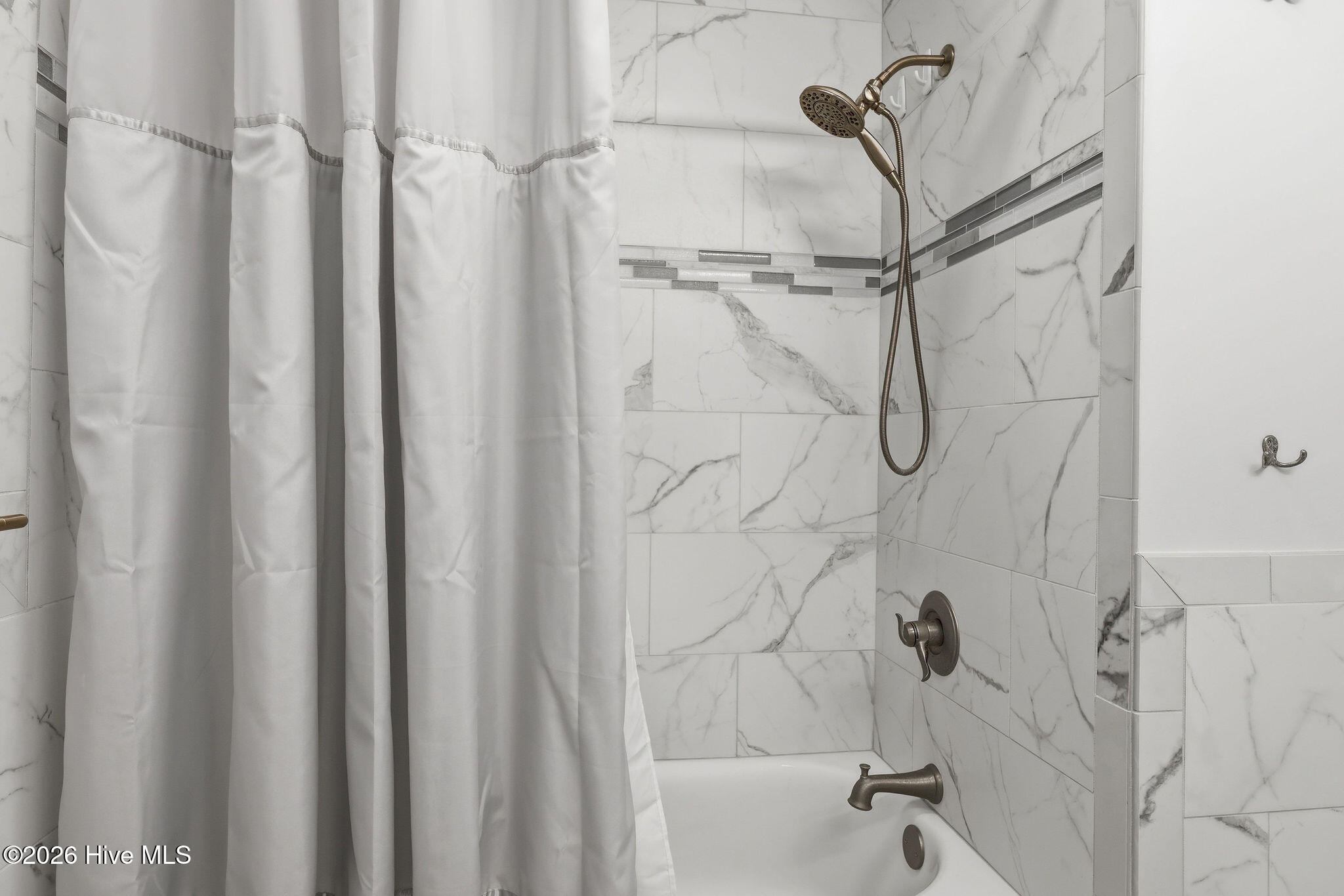 100559575 | Photo 42