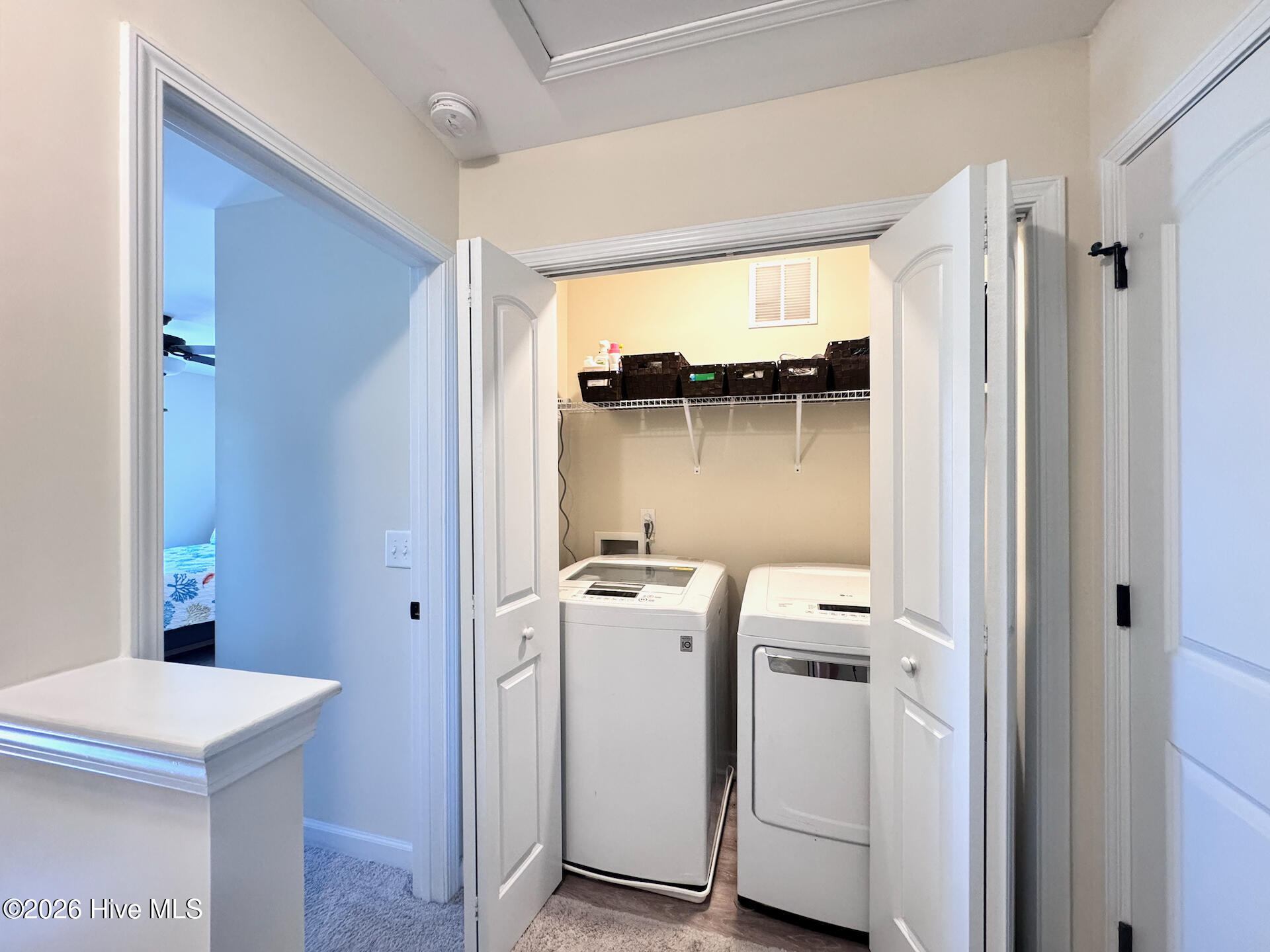 100567509 | Photo 30