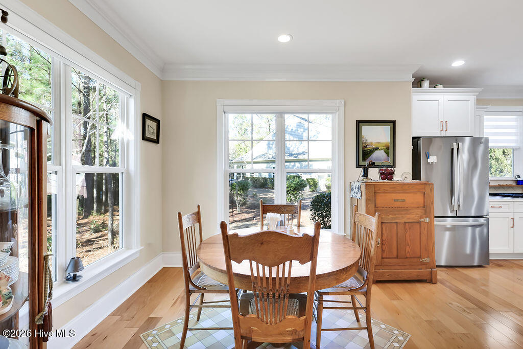 100550875 | Photo 17