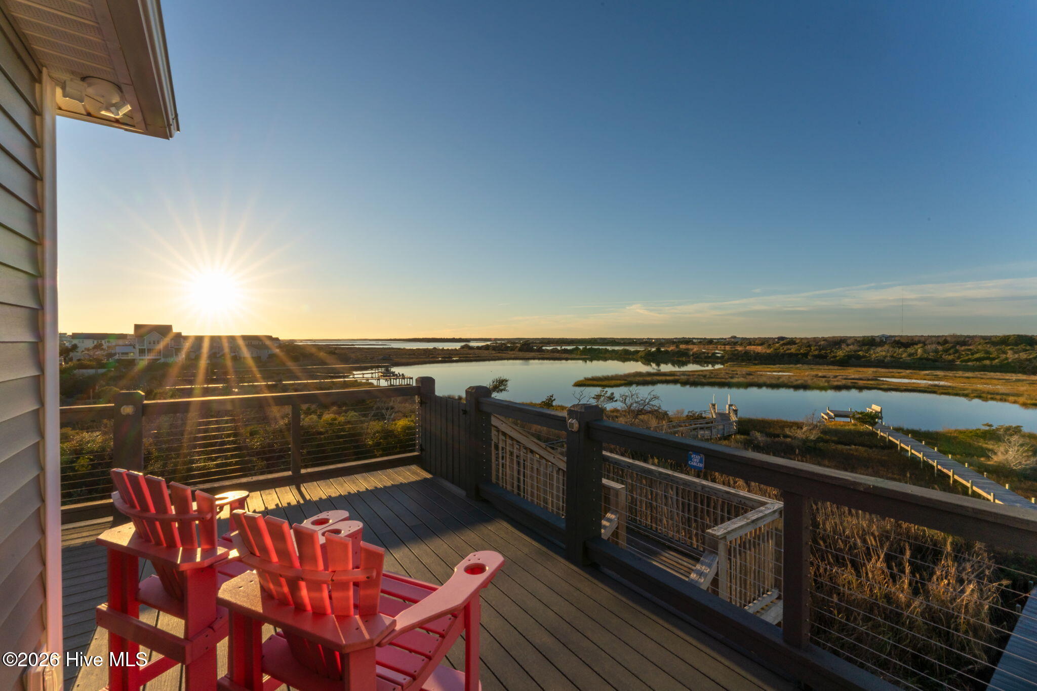 100560160 | Photo 14