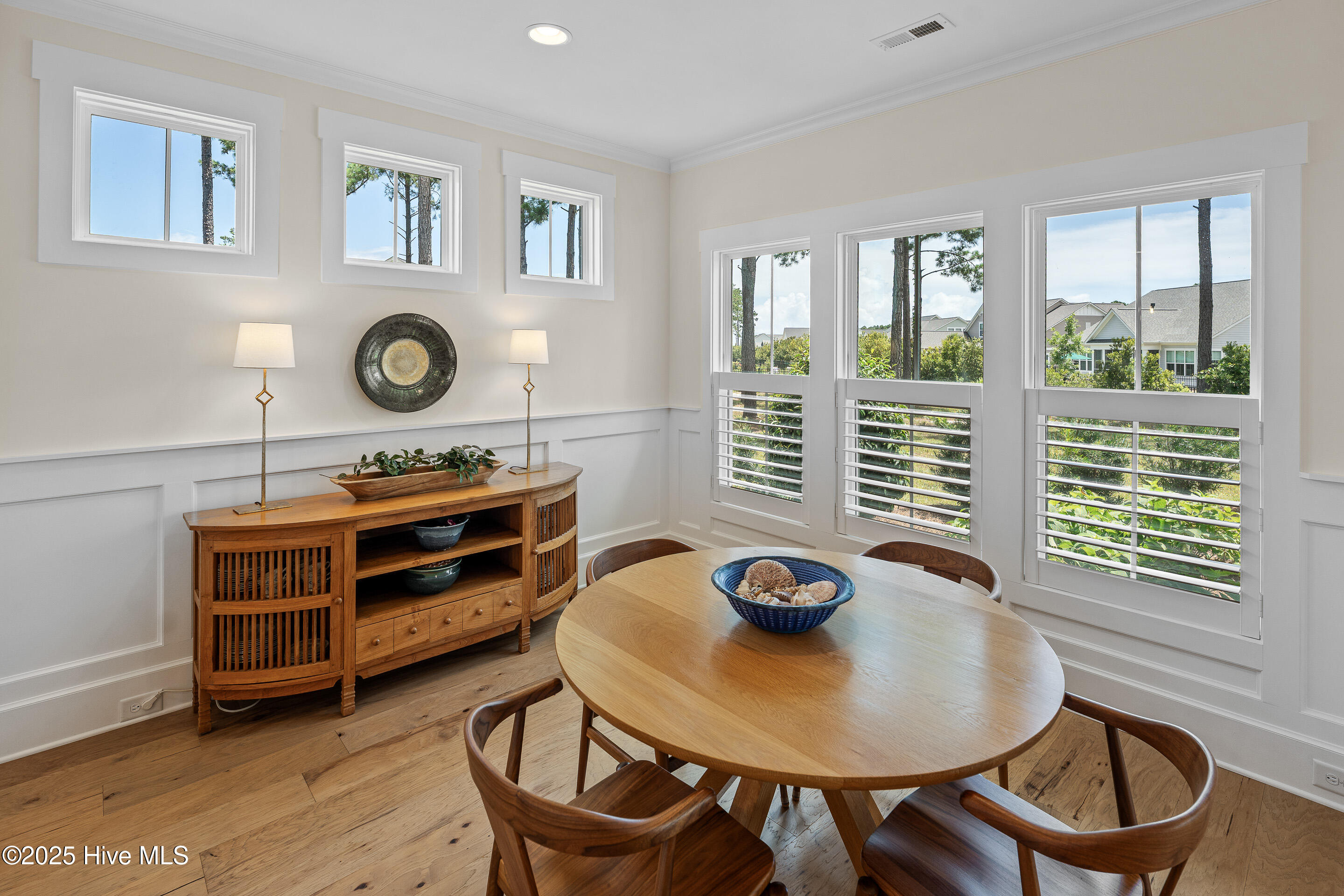 100542822 | Photo 13