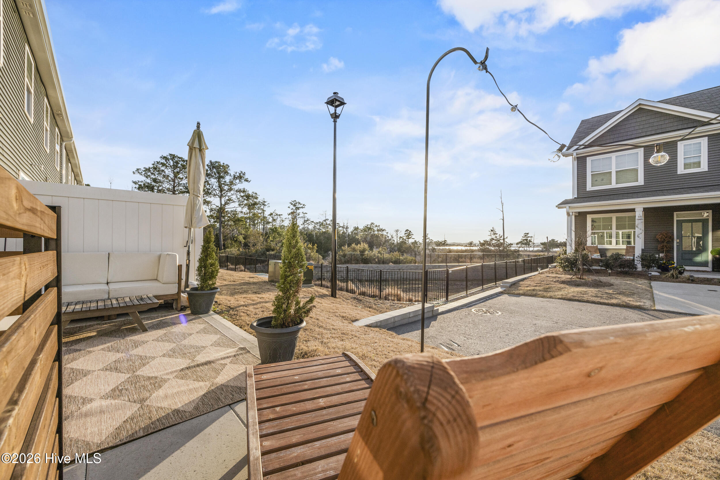 100554474 | Photo 32