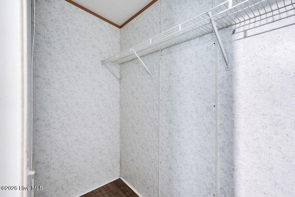 100569938 | Photo 27