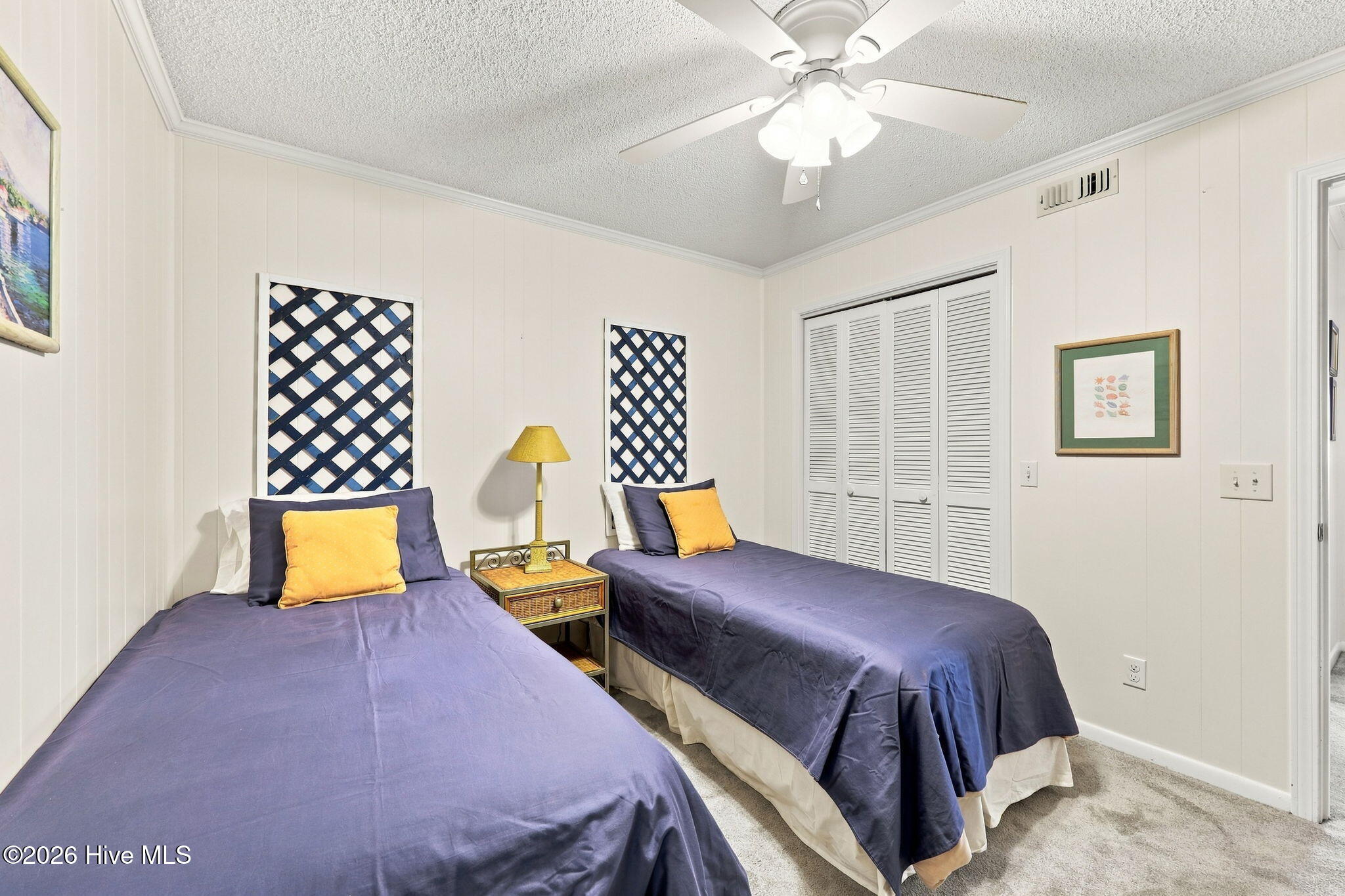 301 Commerce Way 