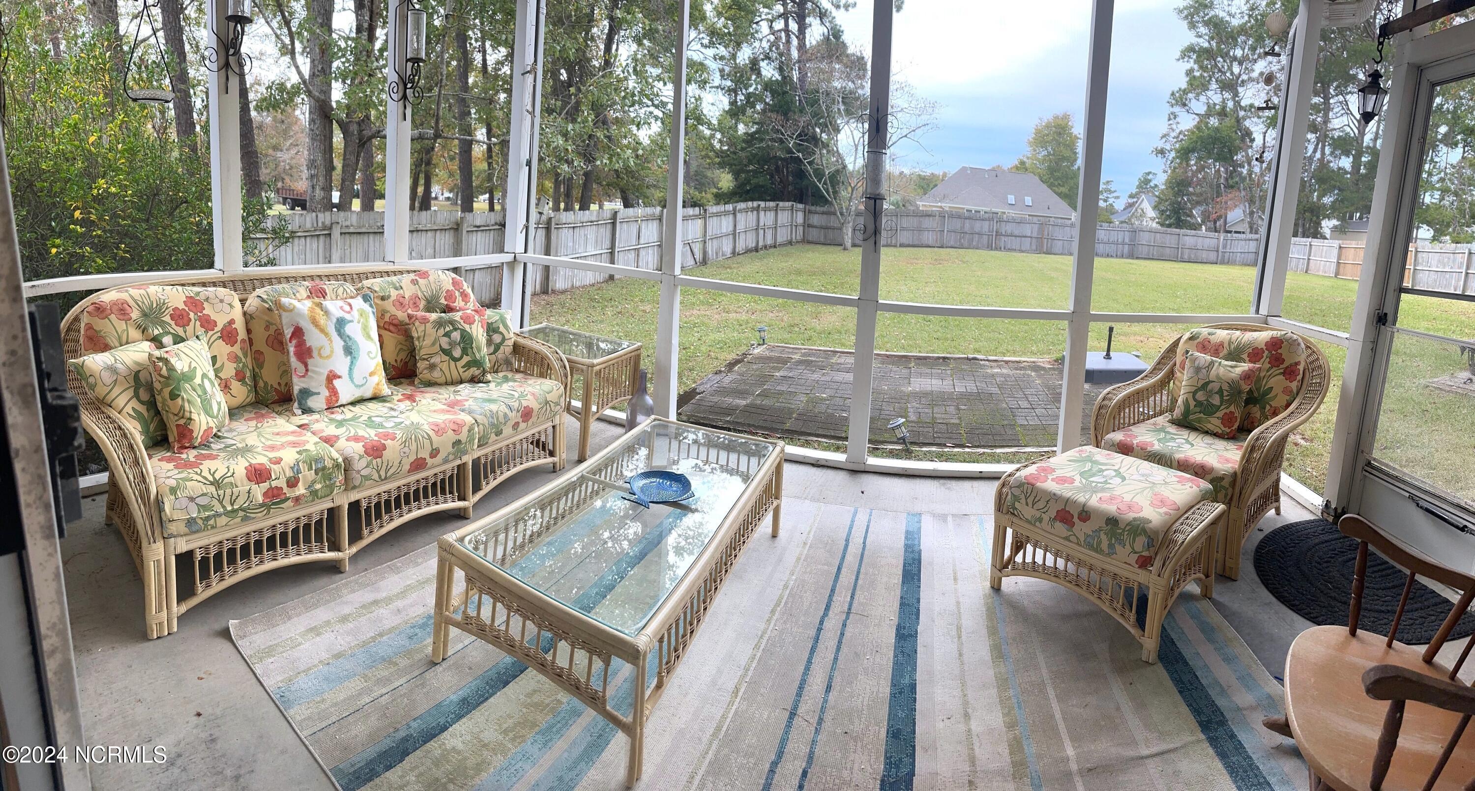 100551798 | Photo 27